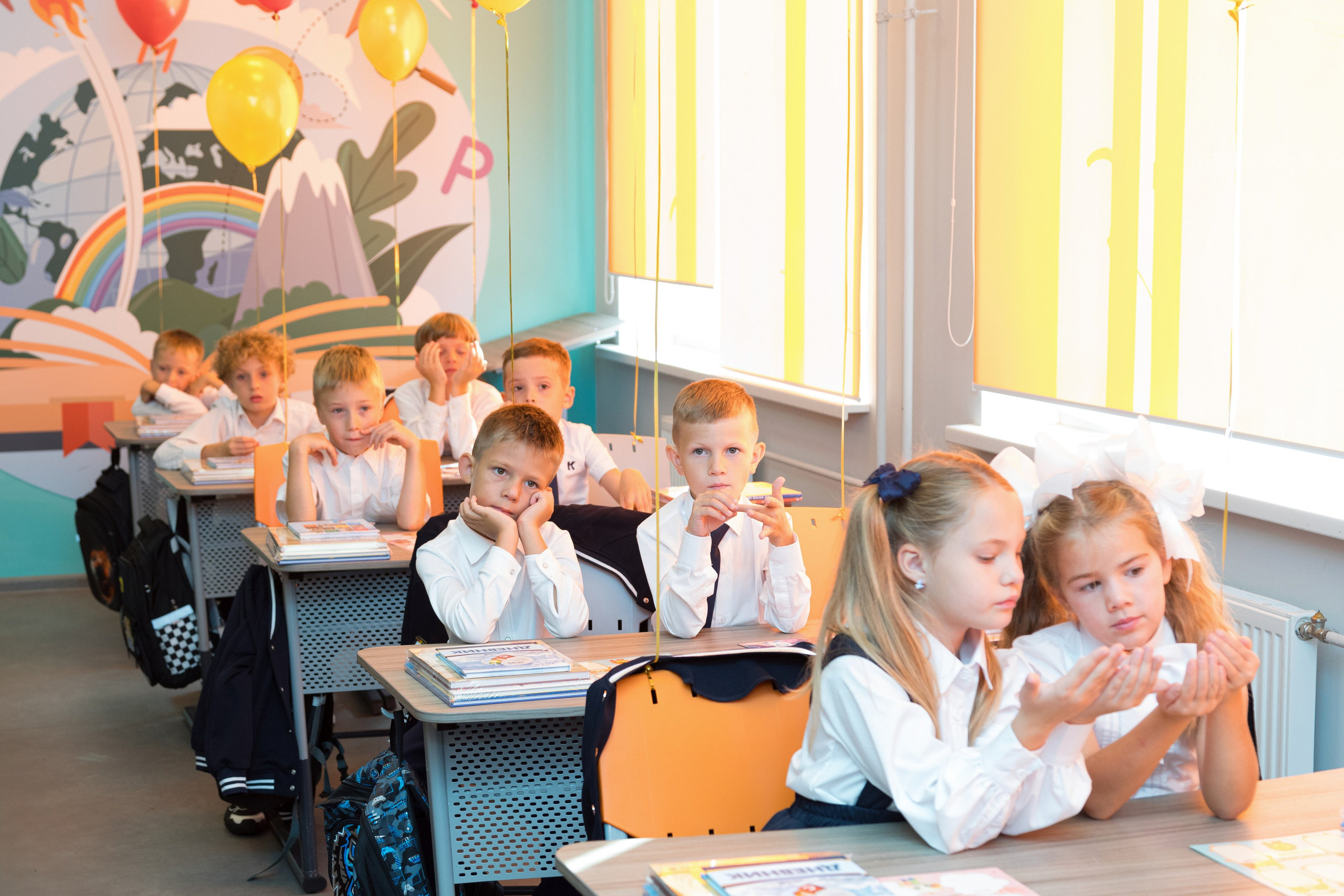 Линейка первоклассников. Детский и контент фотограф Надя Волкова Санкт-Петербург