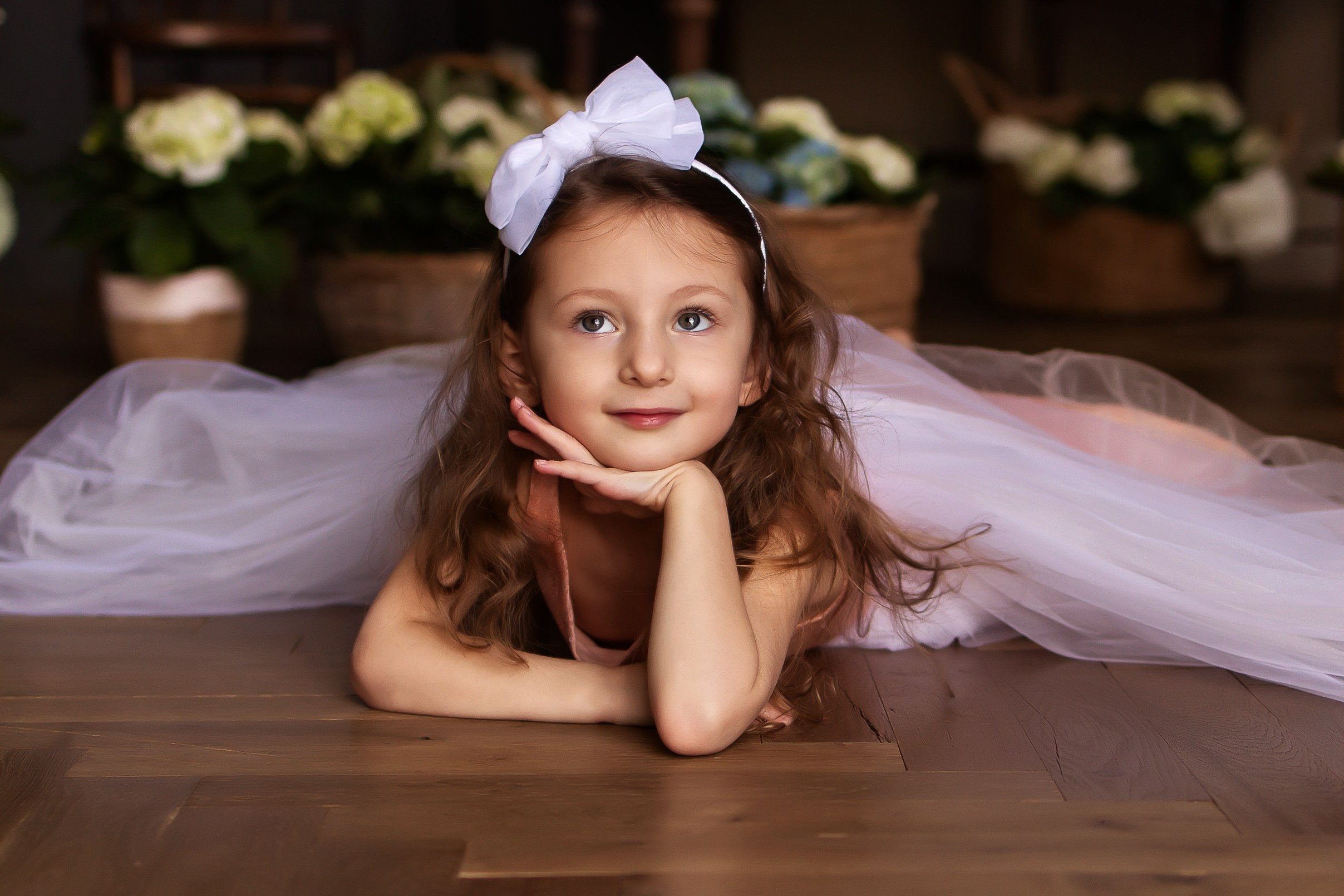 Мия в гортензиях. Семейный и детский фотограф Оля в Тюмени