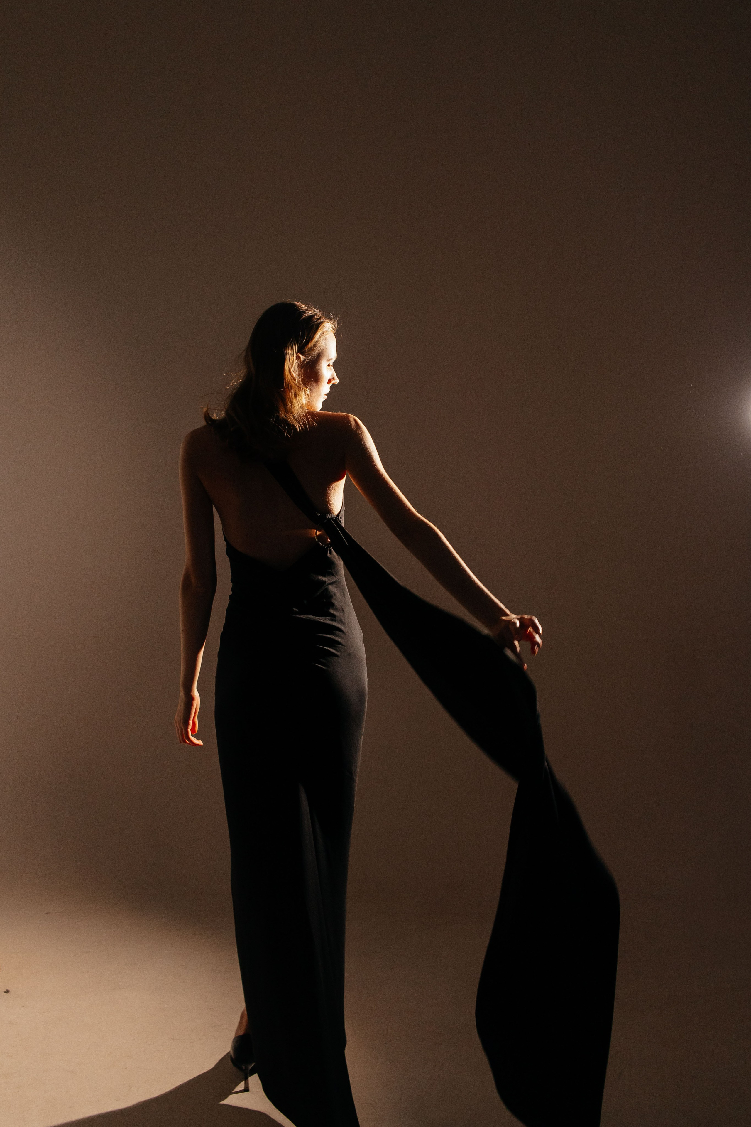 Индивидуальная фотосъемка в фотостудии Нижнего Новгорода. Свадебный фотограф и фотограф Love-Store в Нижнем Новгороде Анастасия