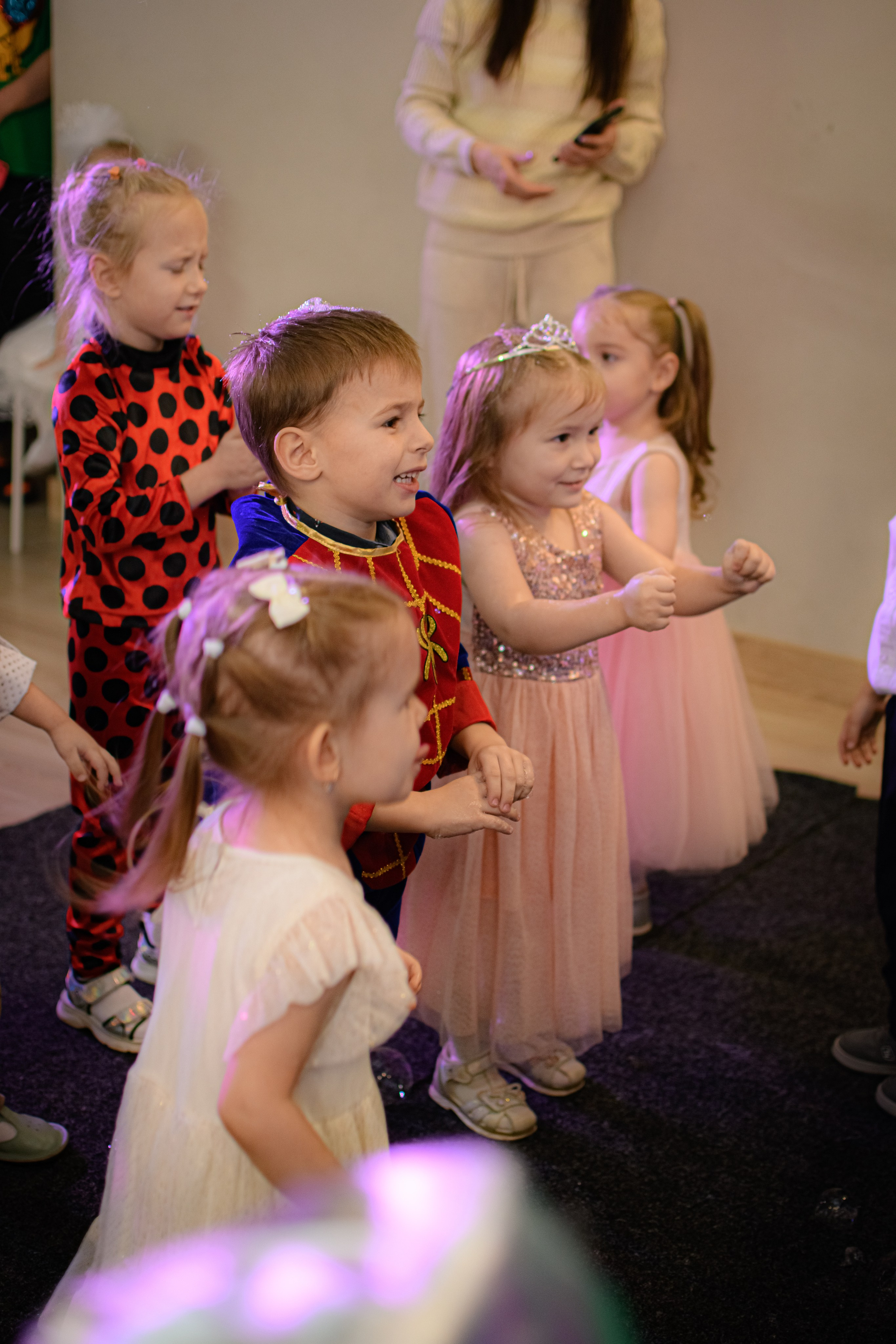 HAPPY NEW YEAR. Photokarish