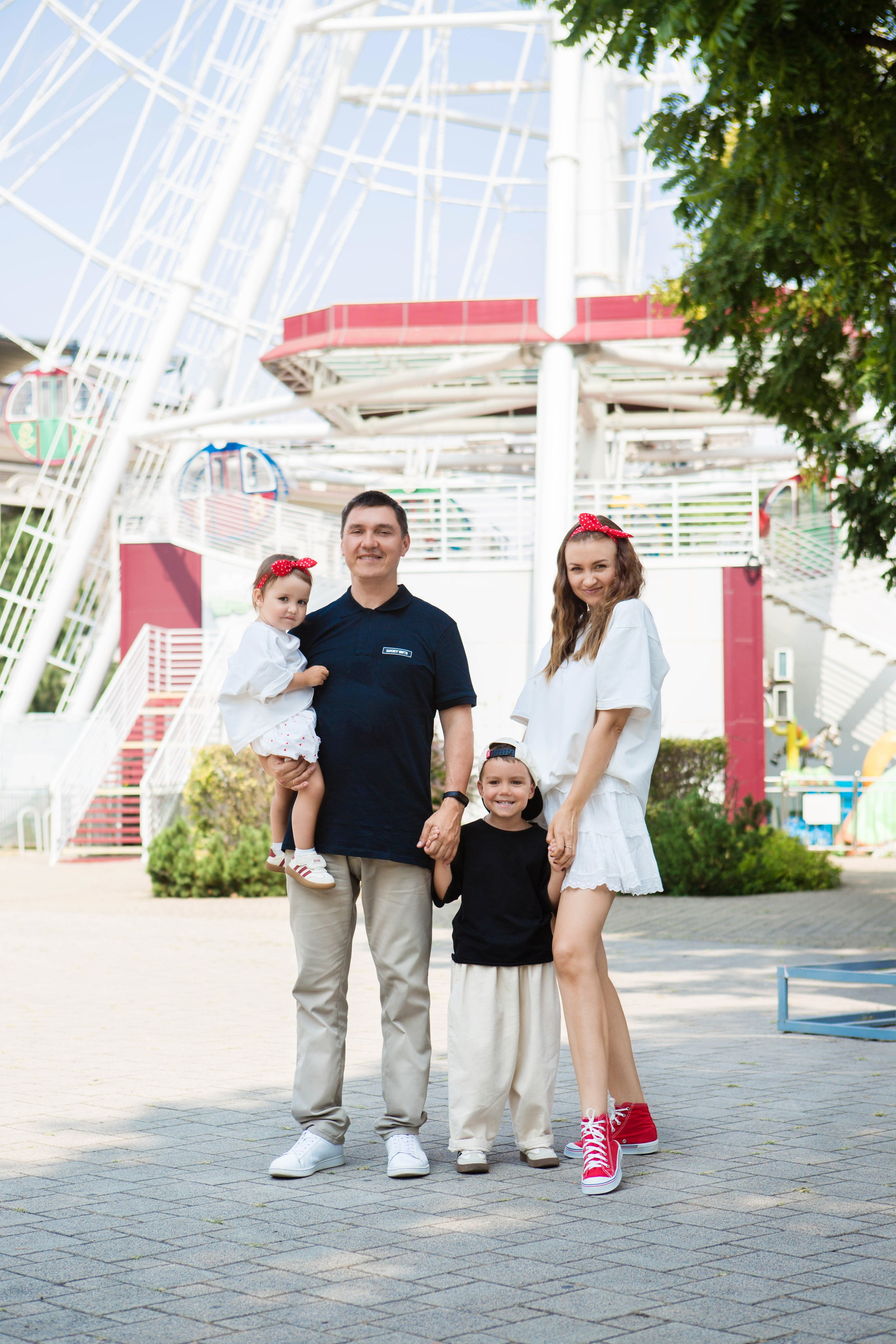 Прогулка в Городском парке Краснодар. Свадебный семейный и детский фотограф в Краснодаре Карина Федоровская