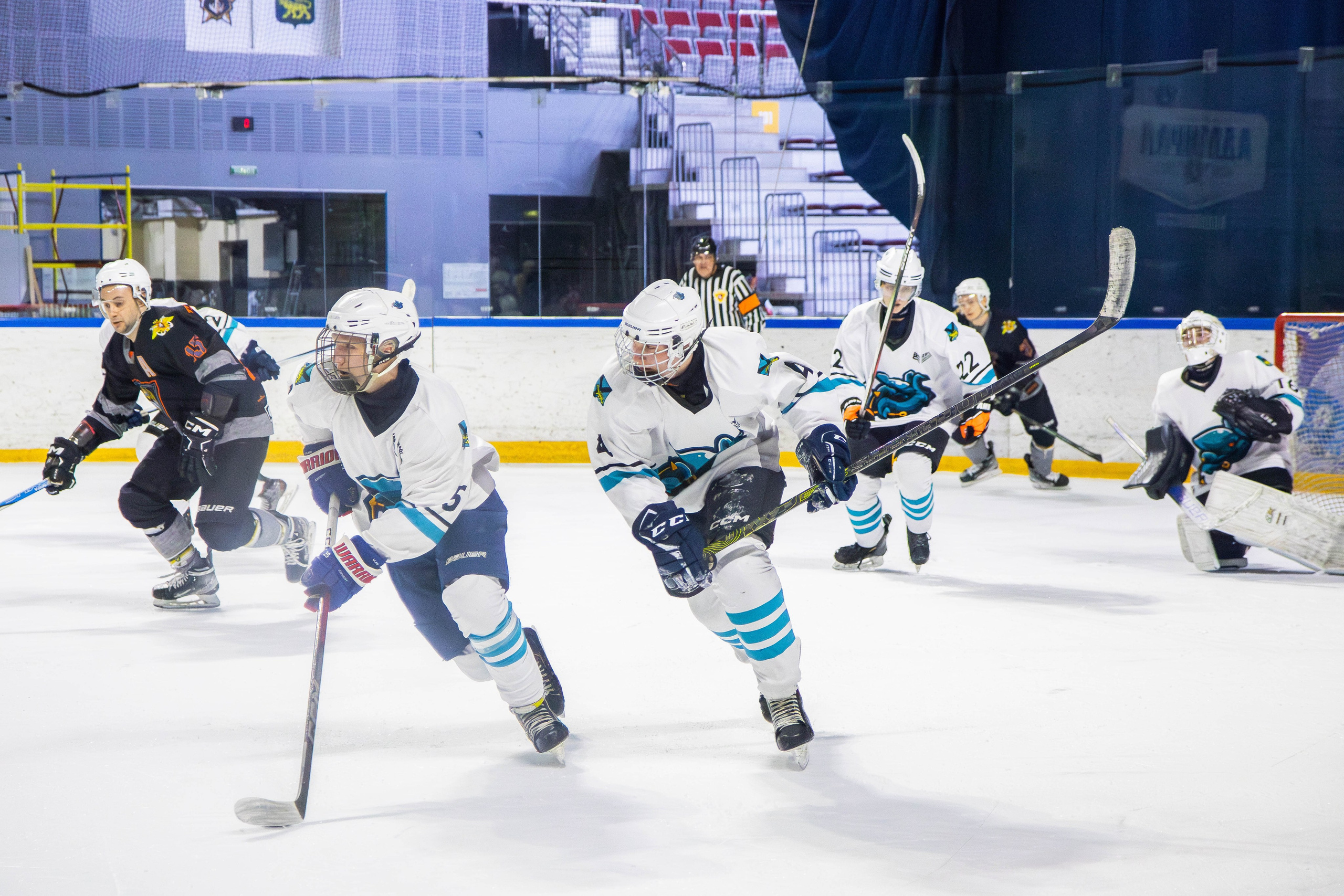 Матч сборной по хоккею ДВФУ. Репортажный фотограф во Владивостоке Анастасия Кострова