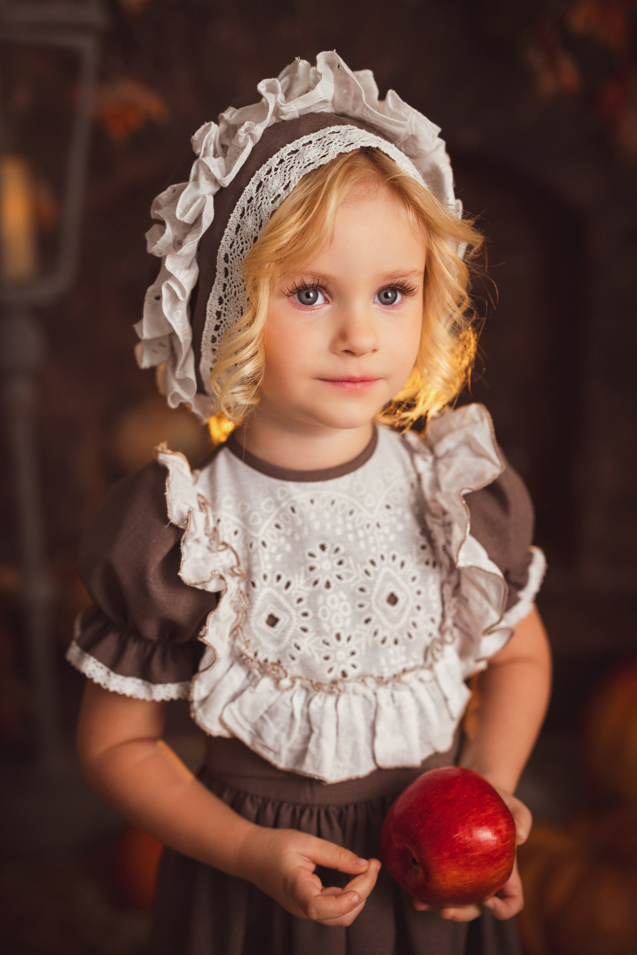 Детская осенняя фотосессия в фотостудии «Авторская». Семейный и детский фотограф в Краснодаре Анна Трашкова