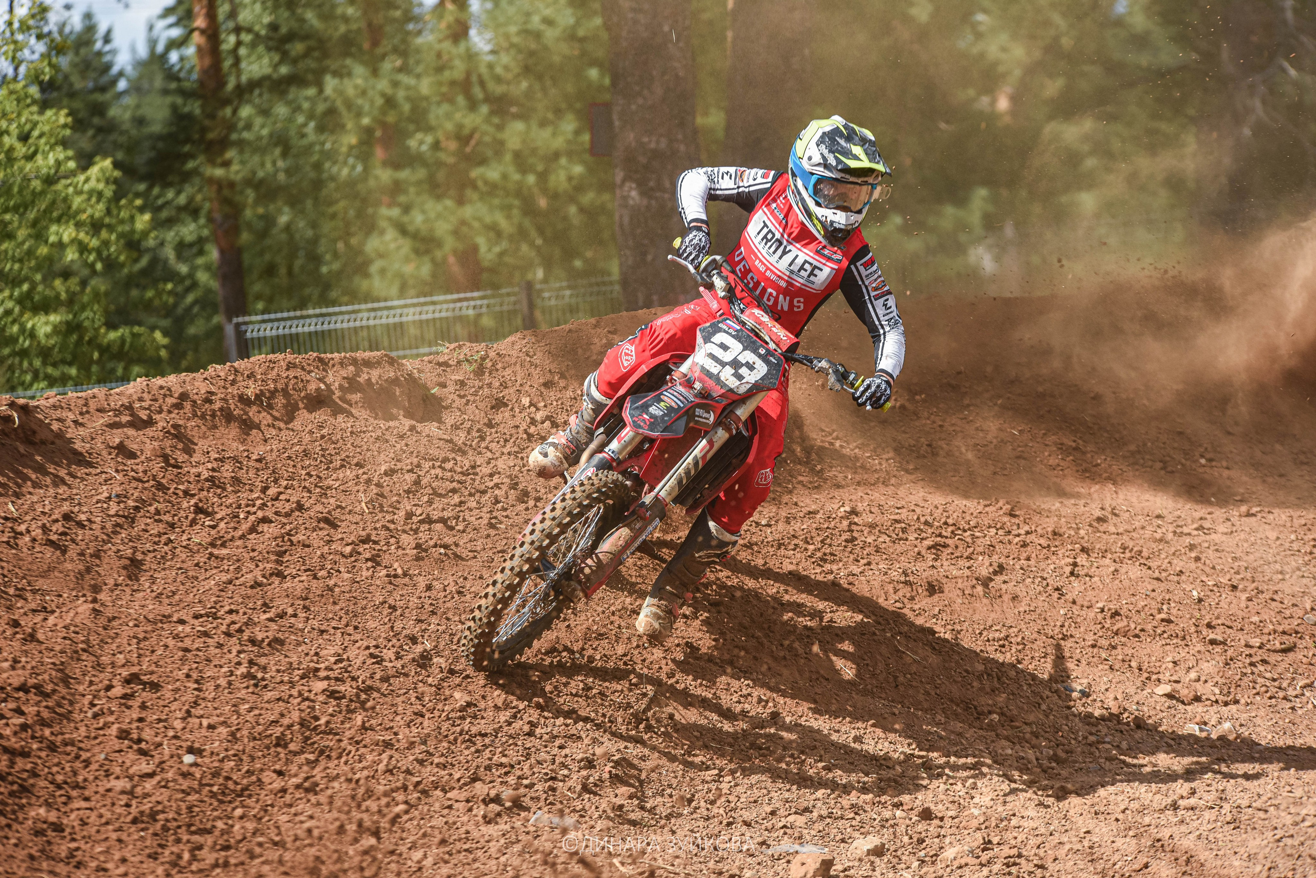 4 этап Winline чемпионата России по суперкроссу. Мотофотограф в Нижнем Новгороде Динара Зуйкова