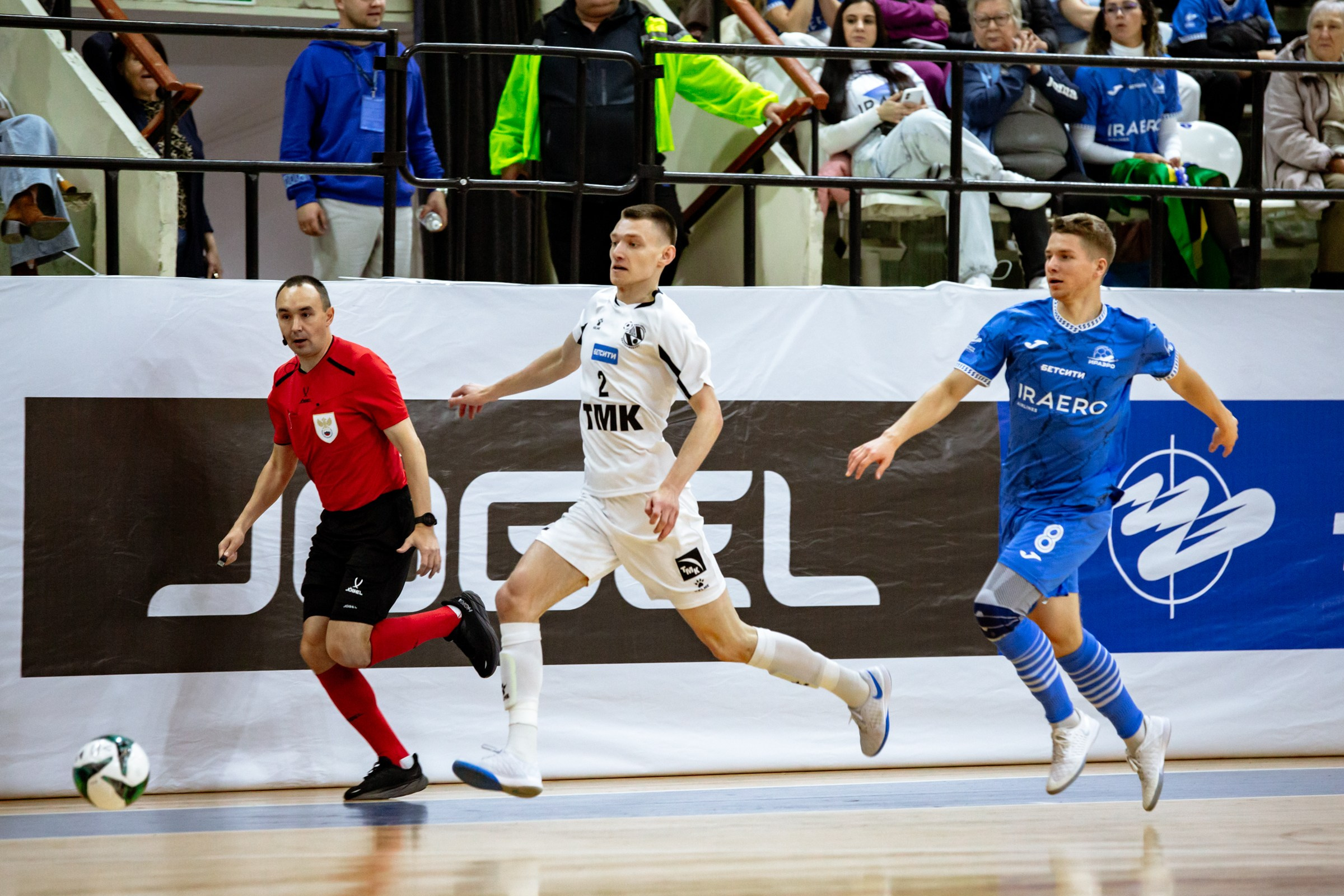 БЕТСИТИ Суперлига по футзалу | ИрАэро — Синара | 11.10.25. Фотограф в Иркутске Евгения Айвазова