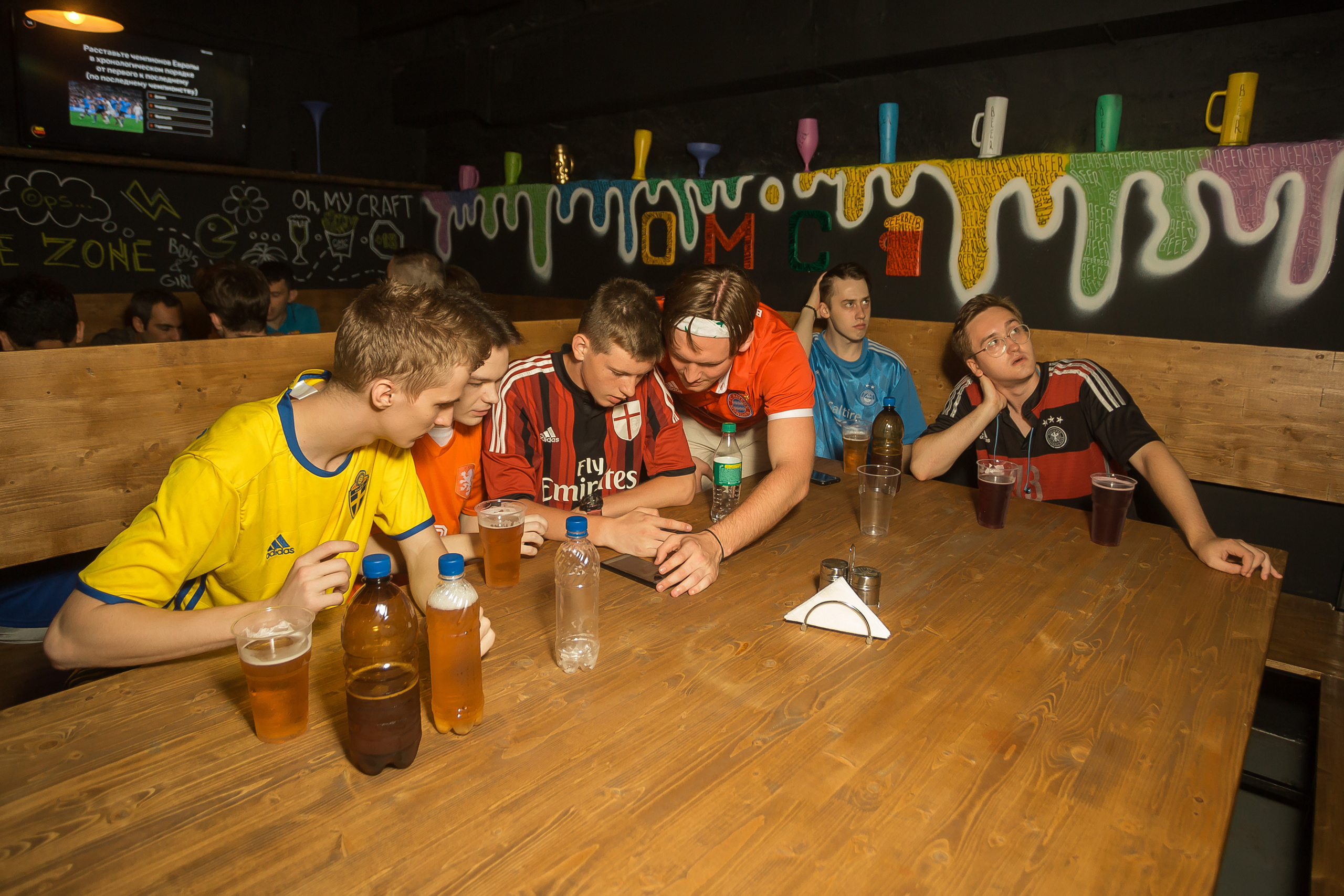 Футбольный квиз «Удар головой». Фотографиня Мария Дикова