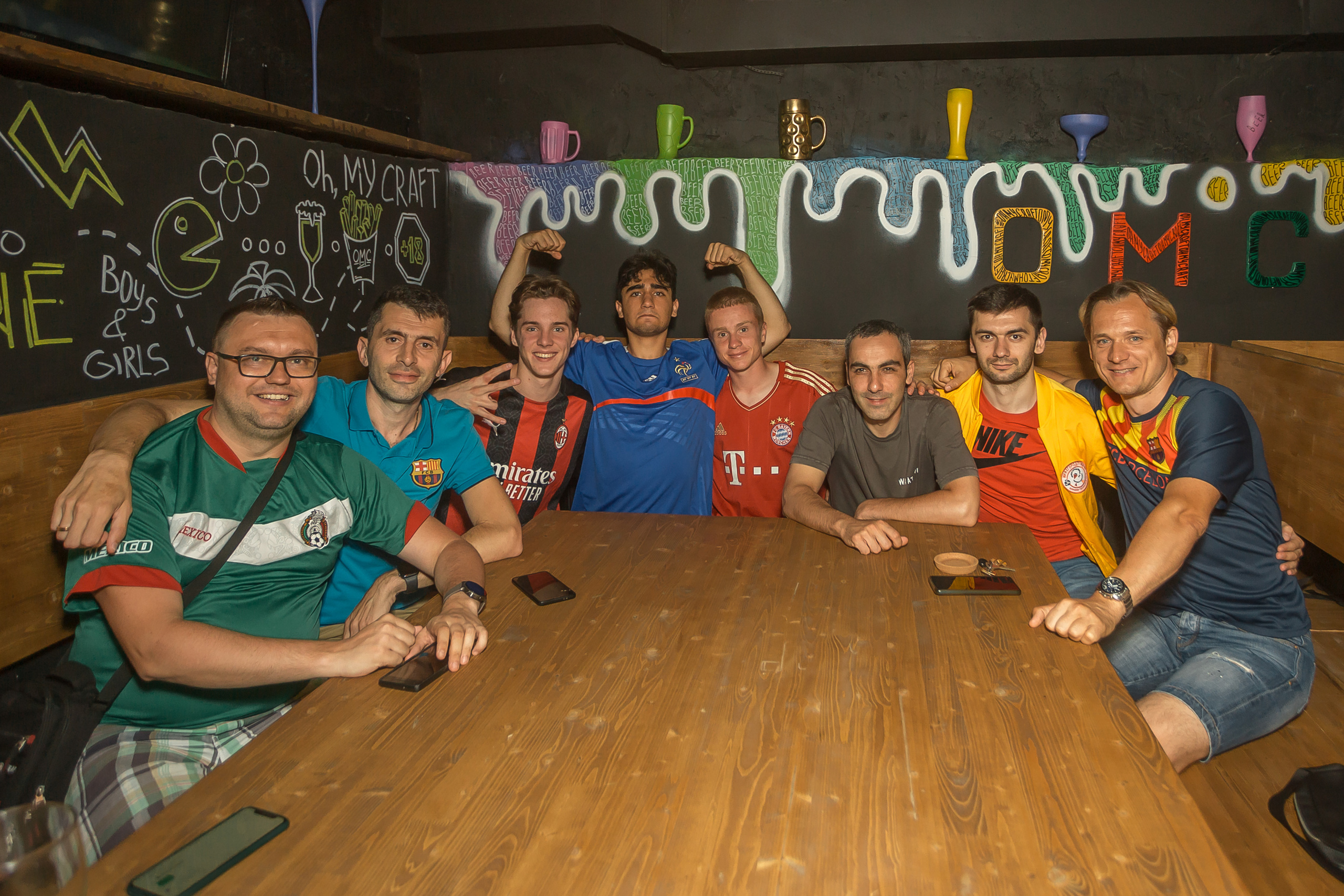 Футбольный квиз «Удар головой». Фотографиня Мария Дикова