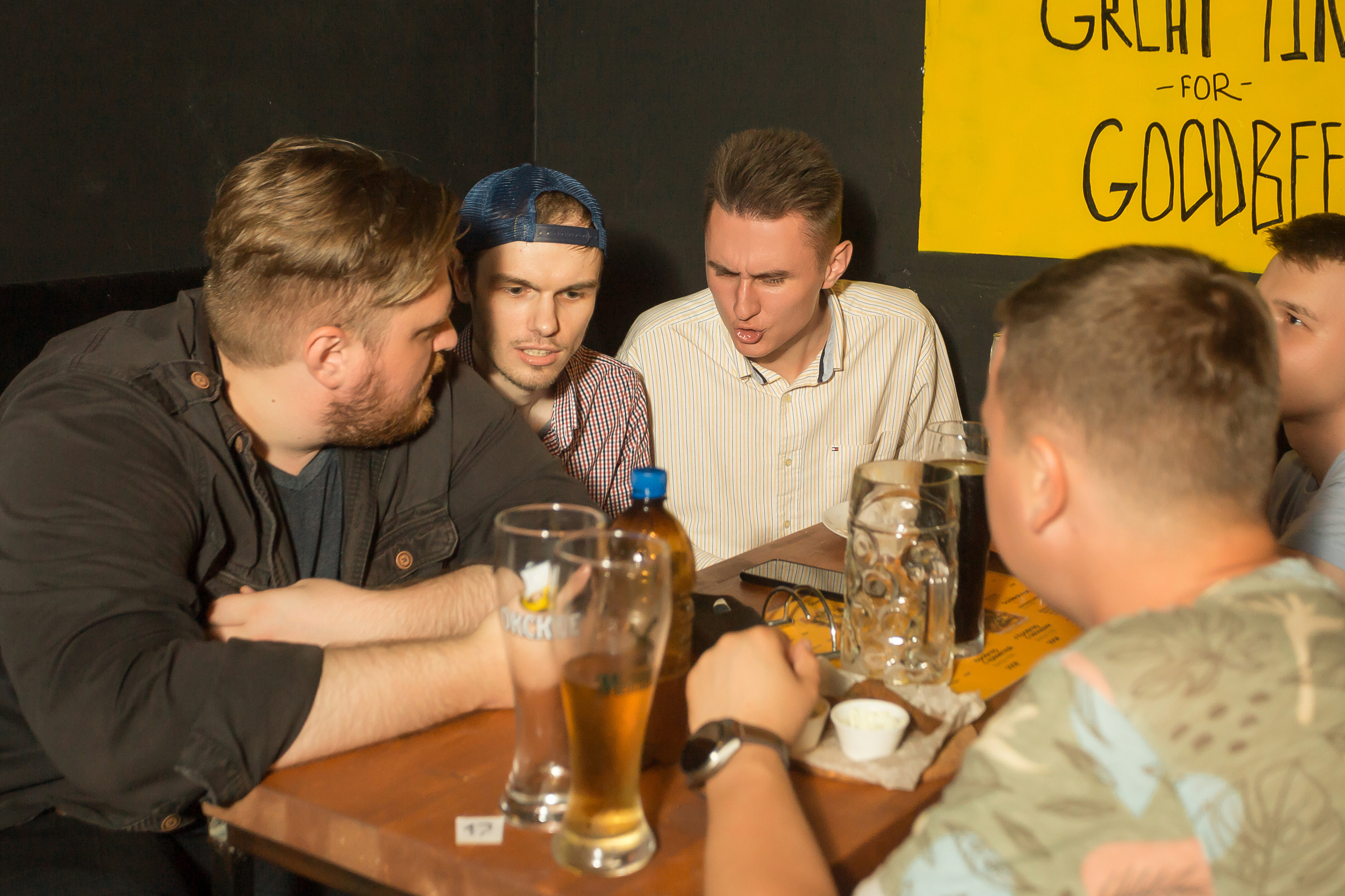 Футбольный квиз «Удар головой». Фотографиня Мария Дикова