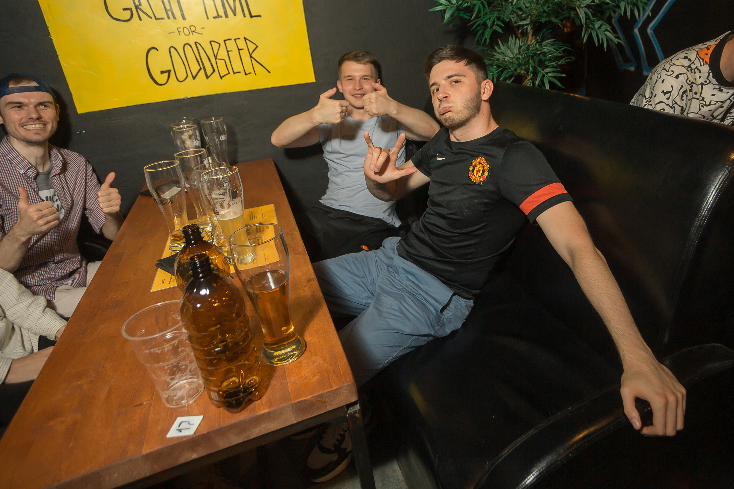 Футбольный квиз «Удар головой». Фотографиня Мария Дикова