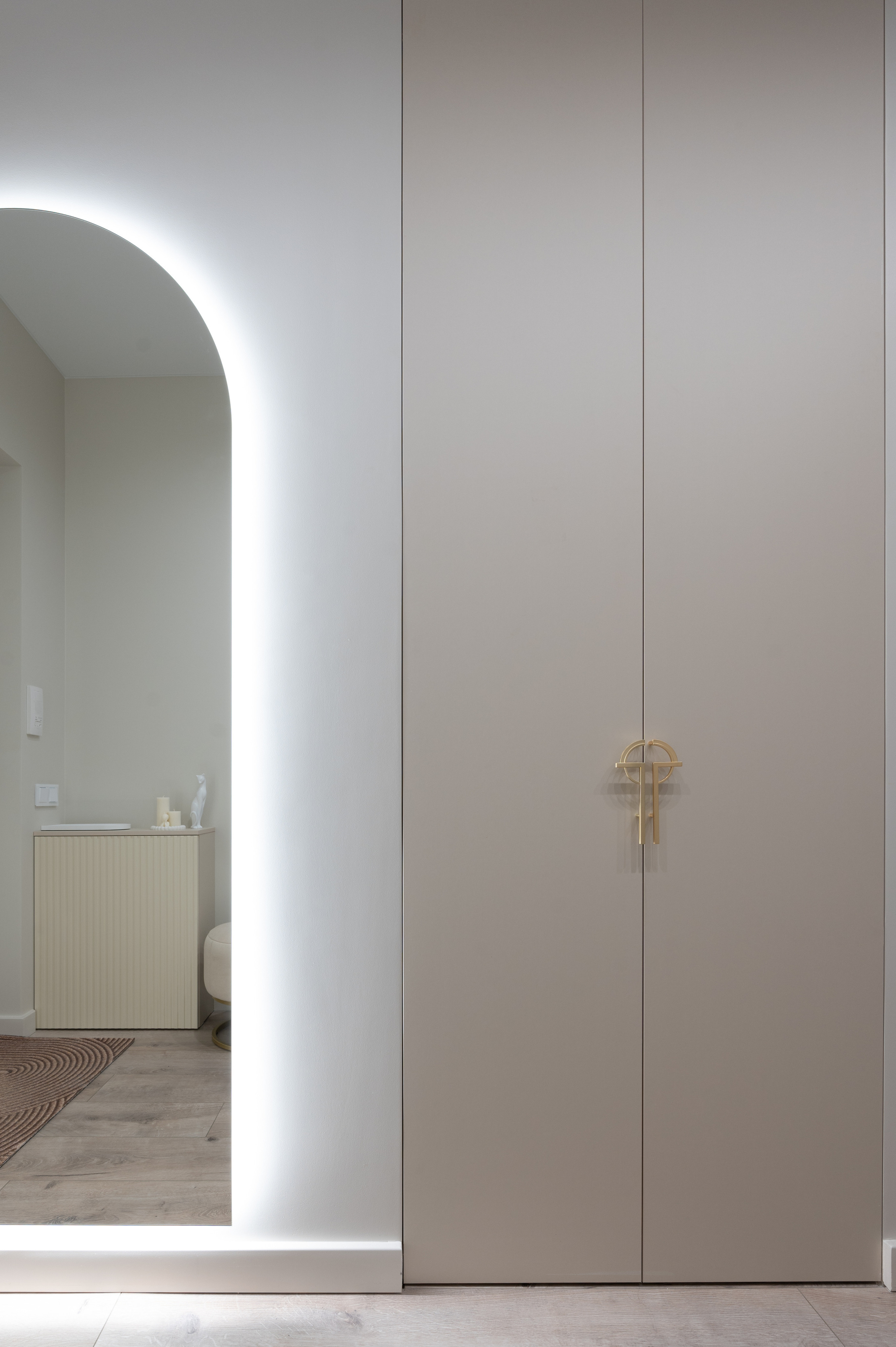 Современная классика в ЖК Альпийский квартал. Интерьерный фотограф в Сочи Элина Габриелян