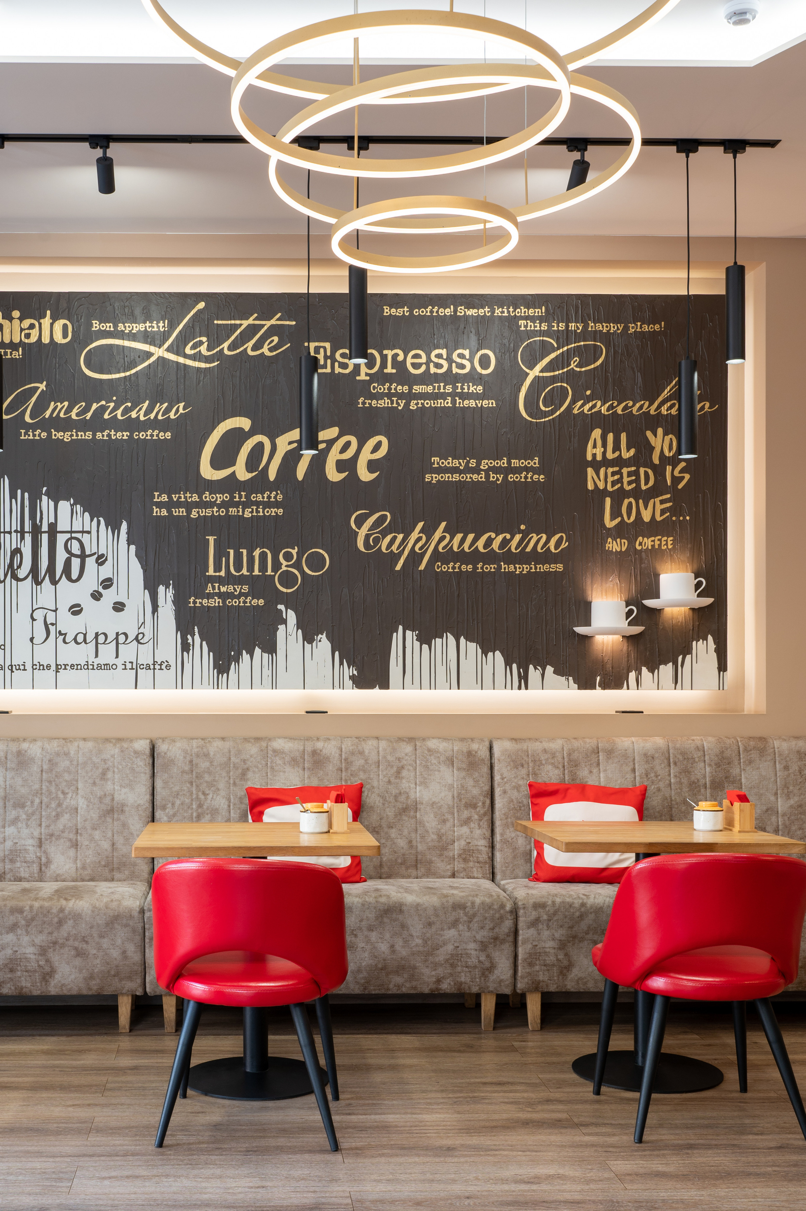 Кофейня Bravos. Интерьерный фотограф в Сочи Элина Габриелян