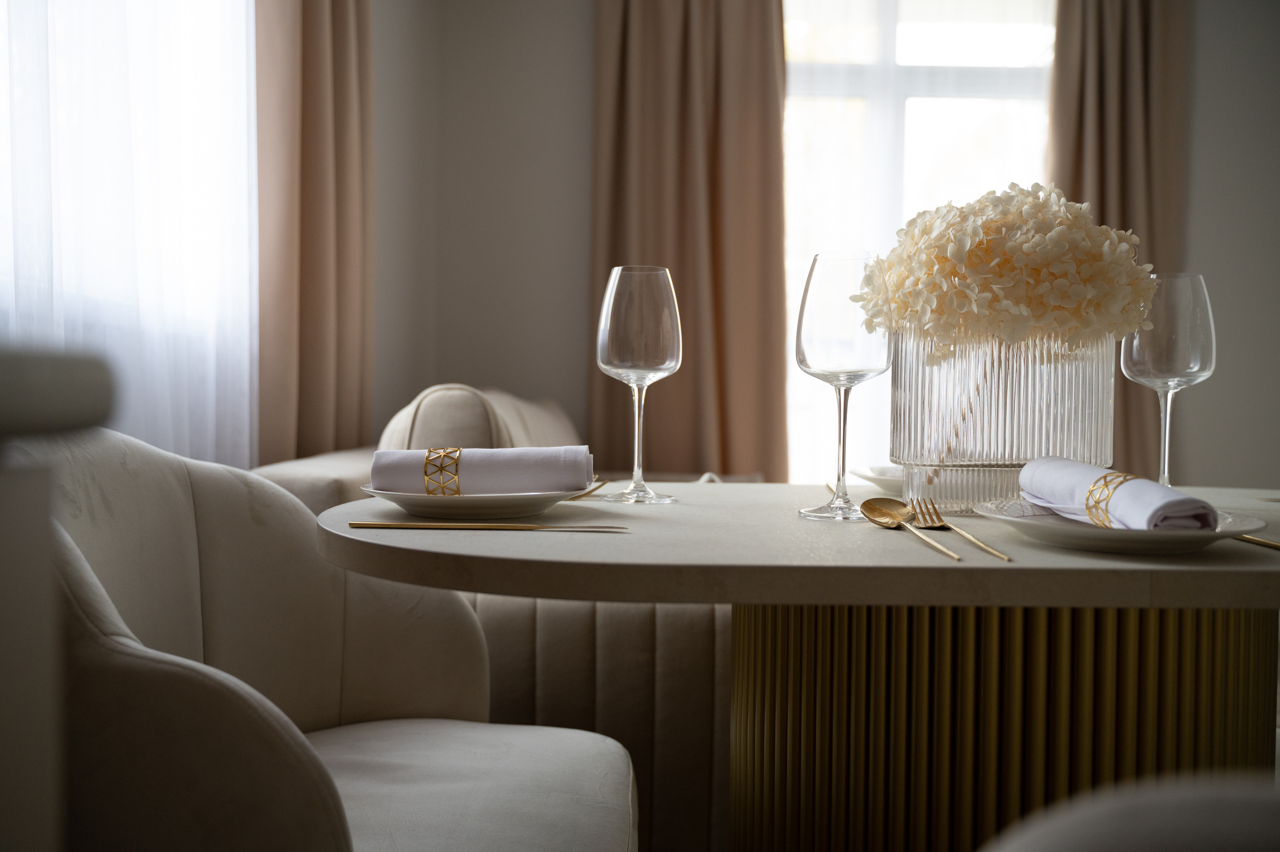 Современная классика в ЖК Альпийский квартал. Интерьерный фотограф в Сочи Элина Габриелян