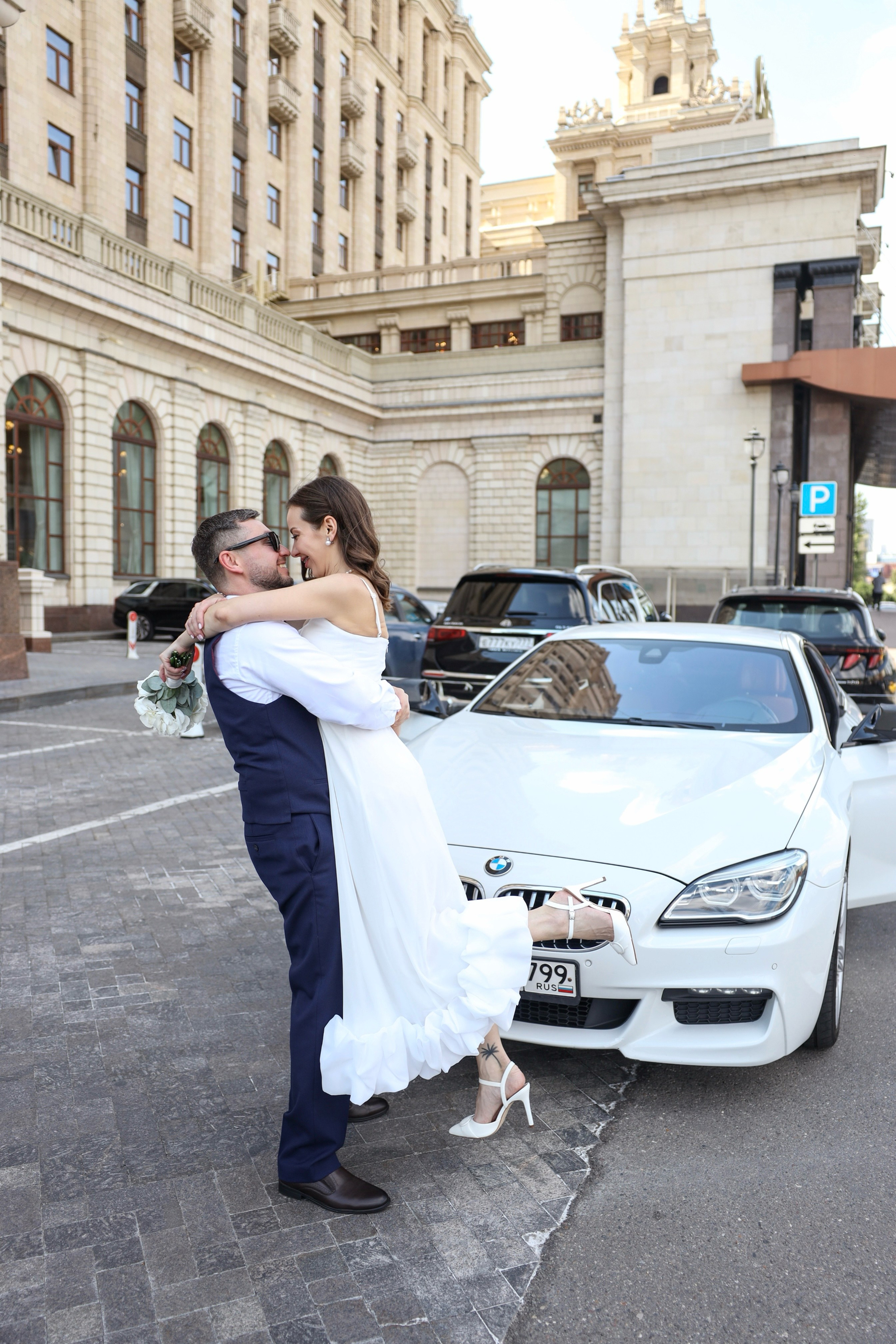 Александр и Мила. Роспись в гостинице Украина. Главная