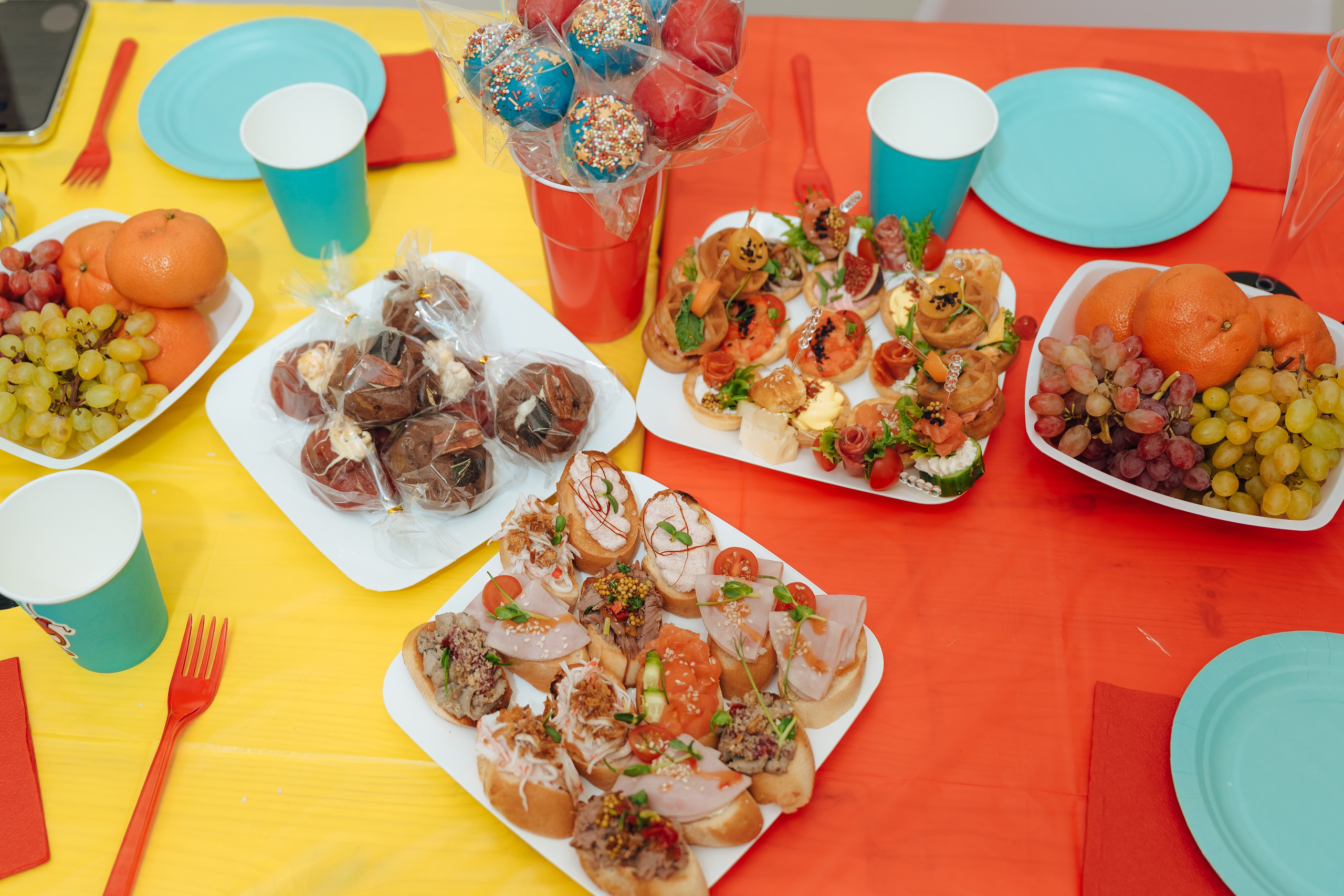 Праздник Льва в Мультифокс. Детский и семейный фотограф Катерина Мишина