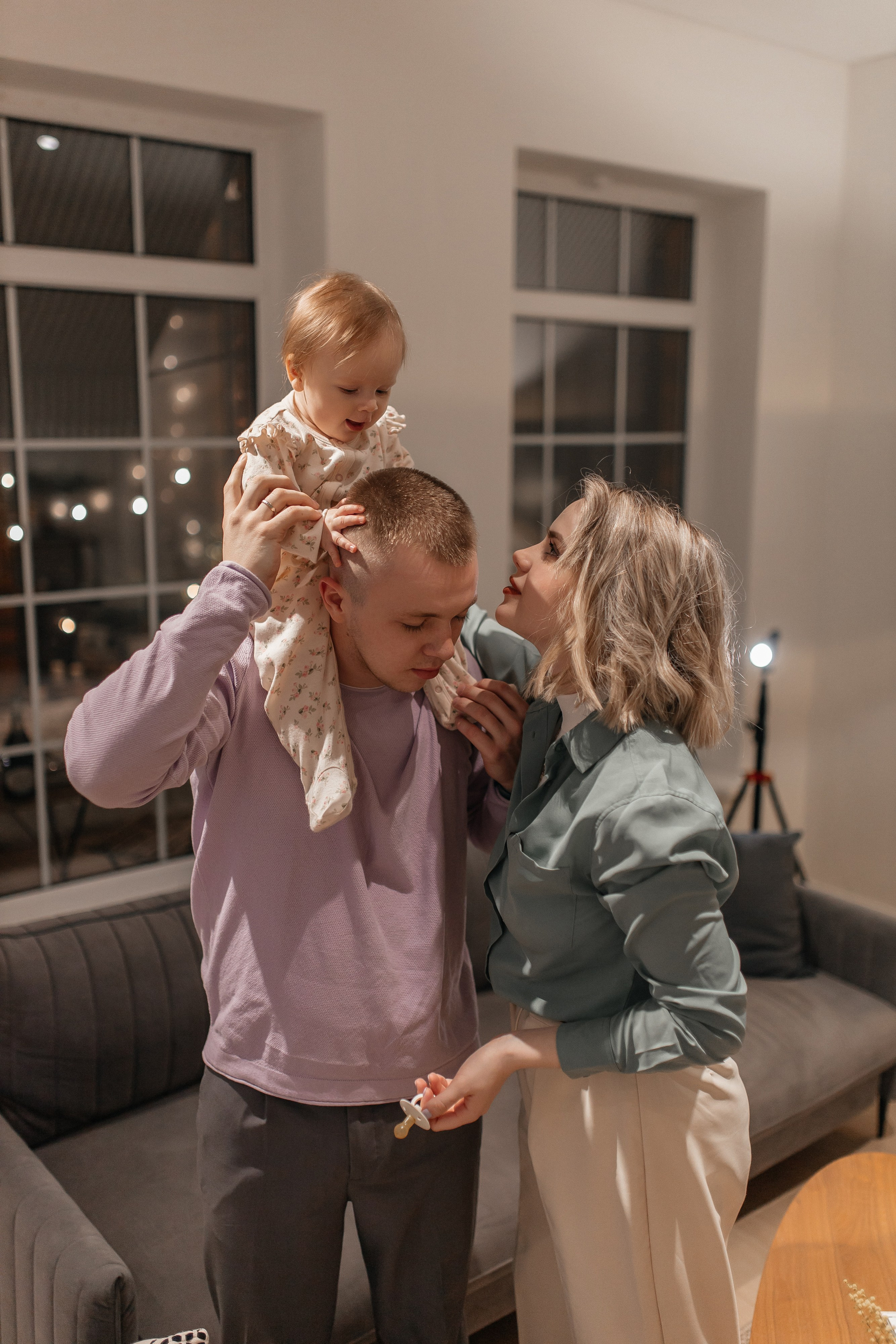 Алиса и семья. Семейный фотограф Губкин/Старый Оскол