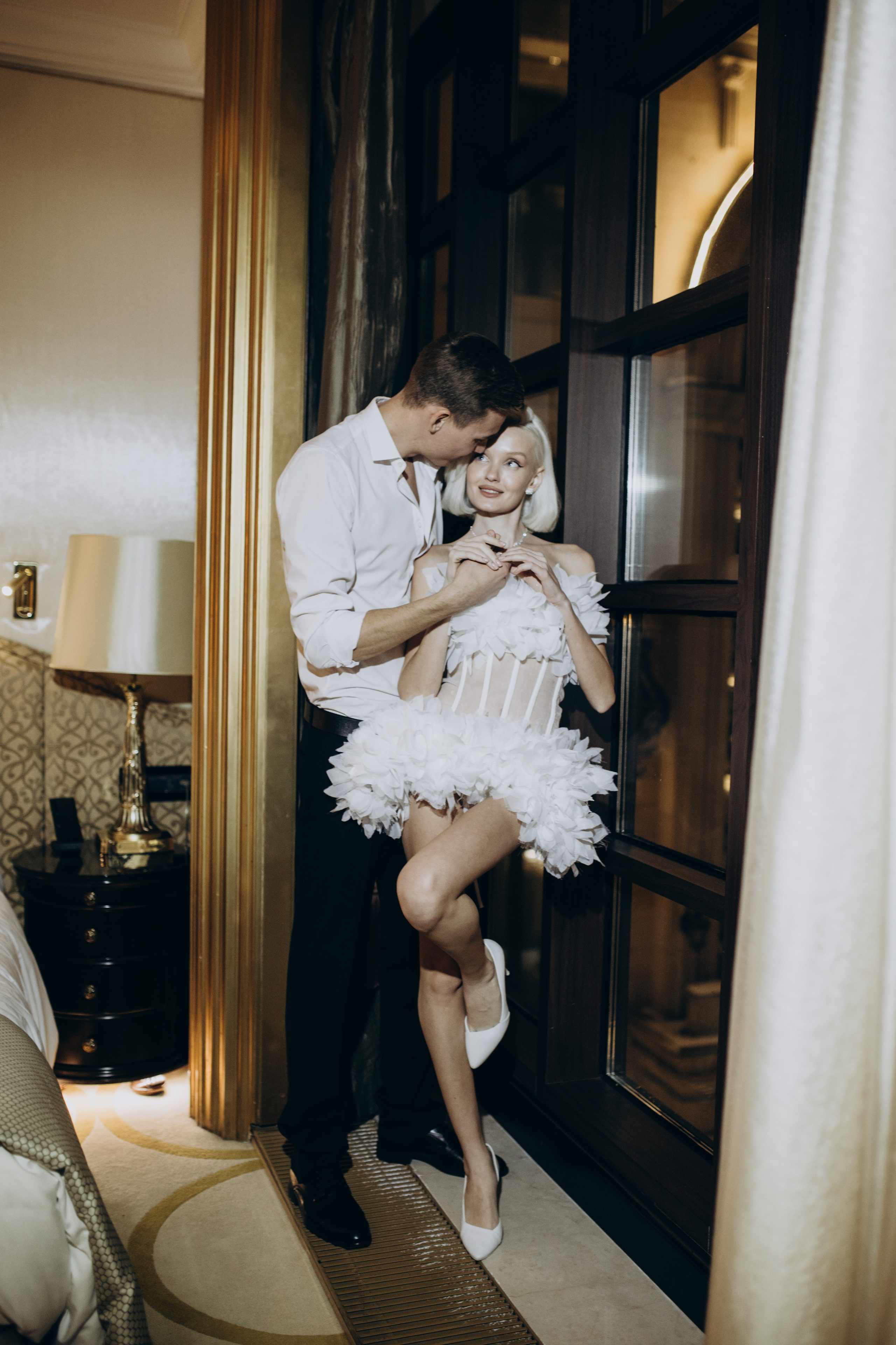 Свадебная фотосессия Никольское. Свадебный фотограф в Дмитрове