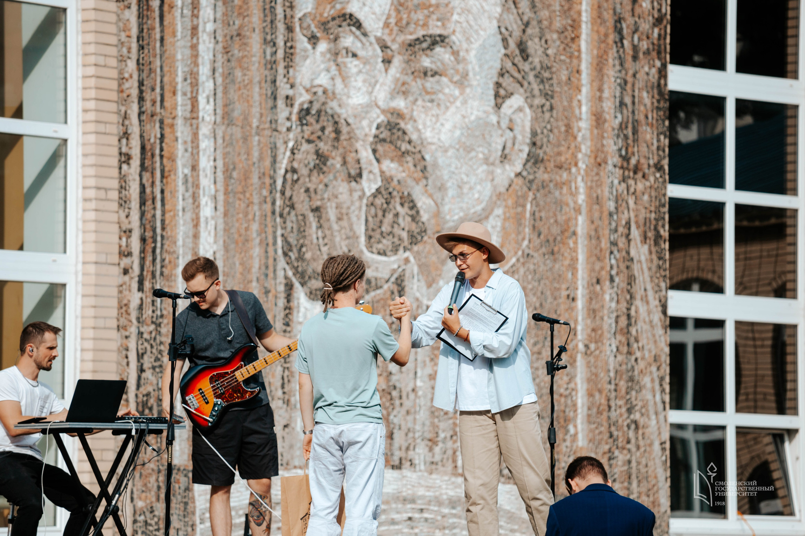 СмолГУ — 1 Сентября. KiPPER Gallery — Фотограф