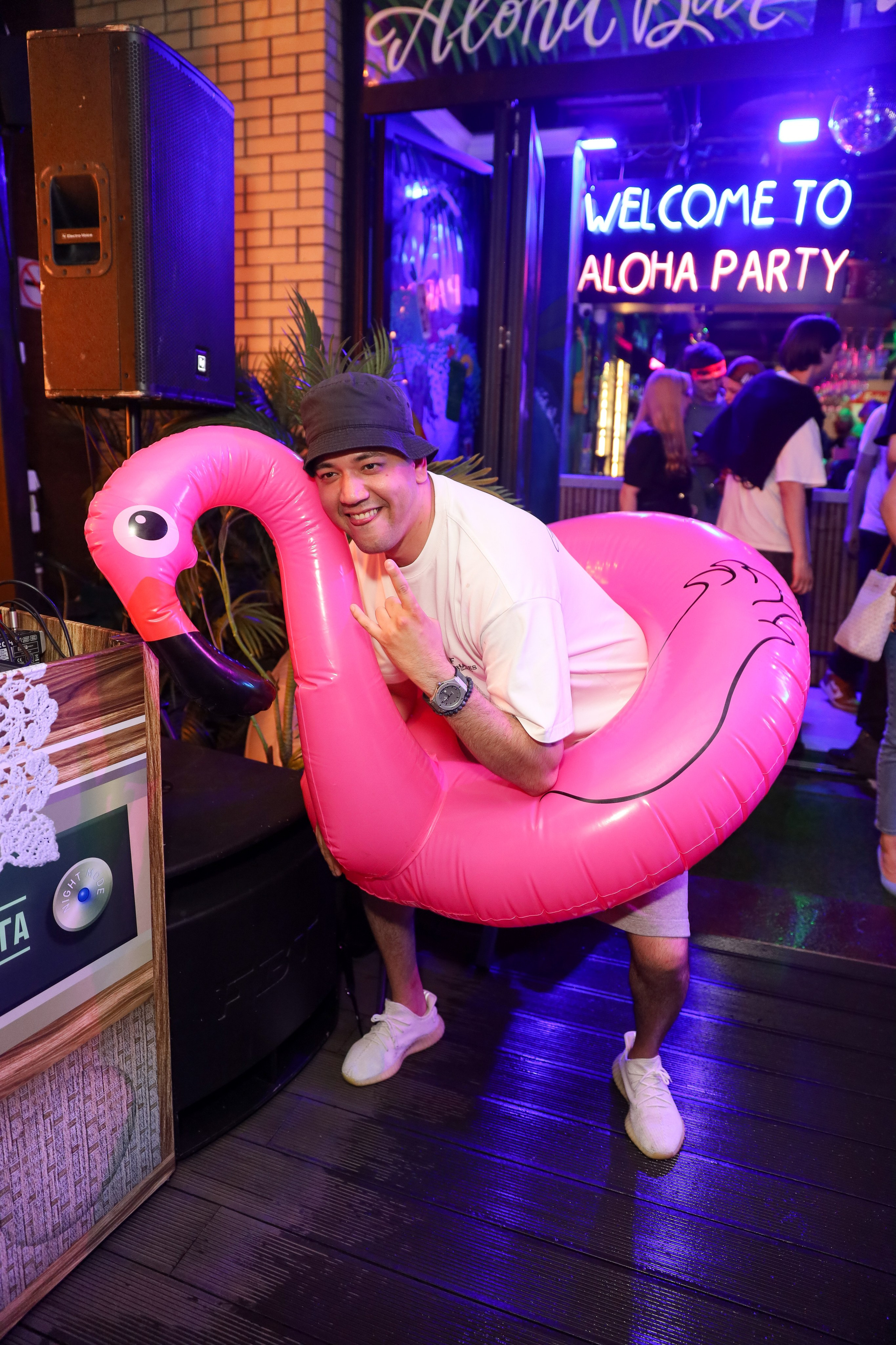 Вечеринки ALOHA BAR. Фотограф мероприятий Ирина Каширина