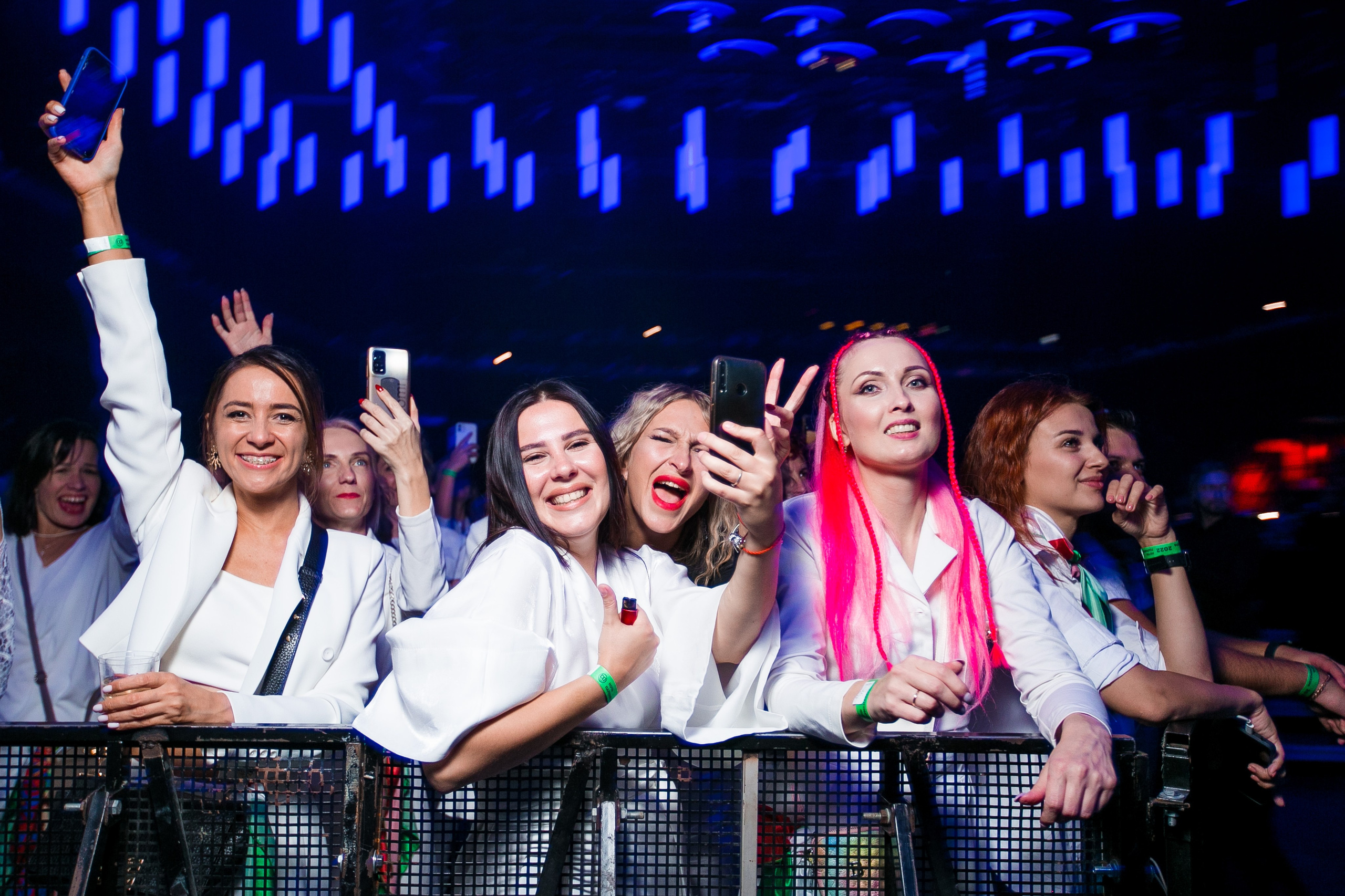 Фотосъемка корпоратива «Ночь парикмахера 2022» для компании CD. Репортажный фотограф Борис Геер