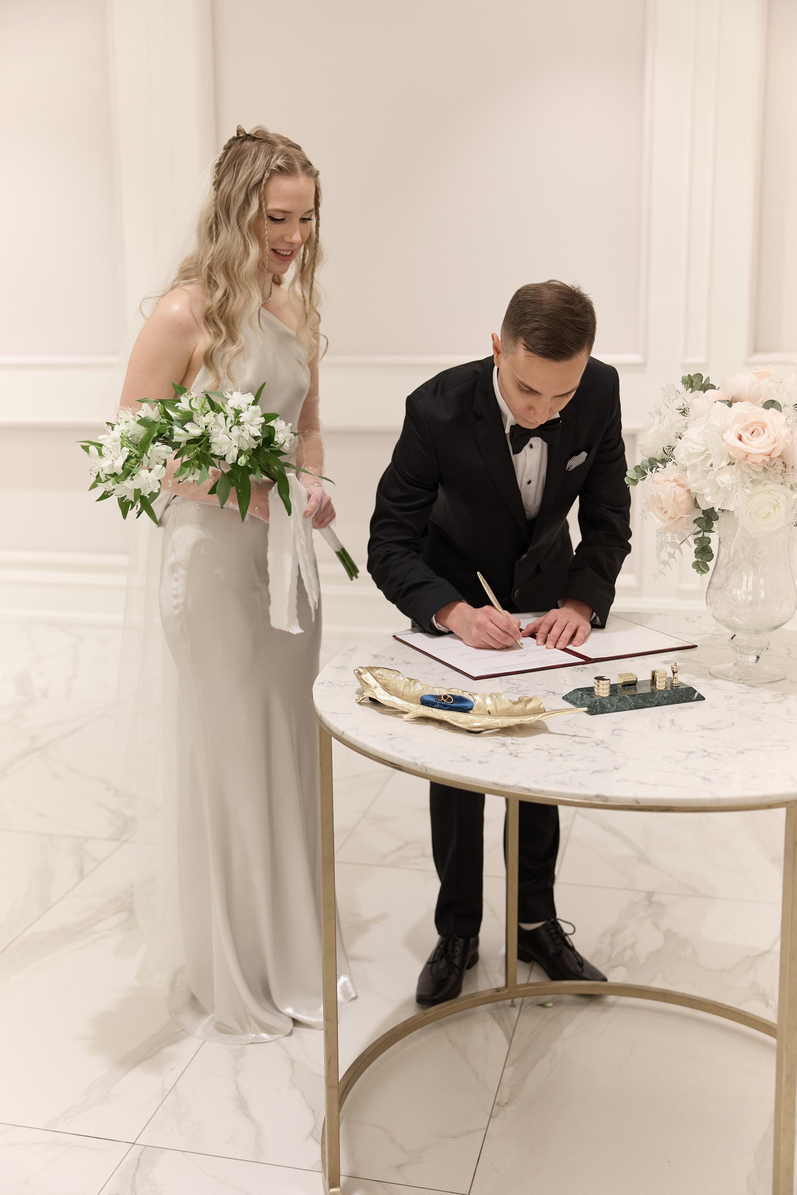 Roman & Julia Green House. Kharchenkotatianaweddingphoto