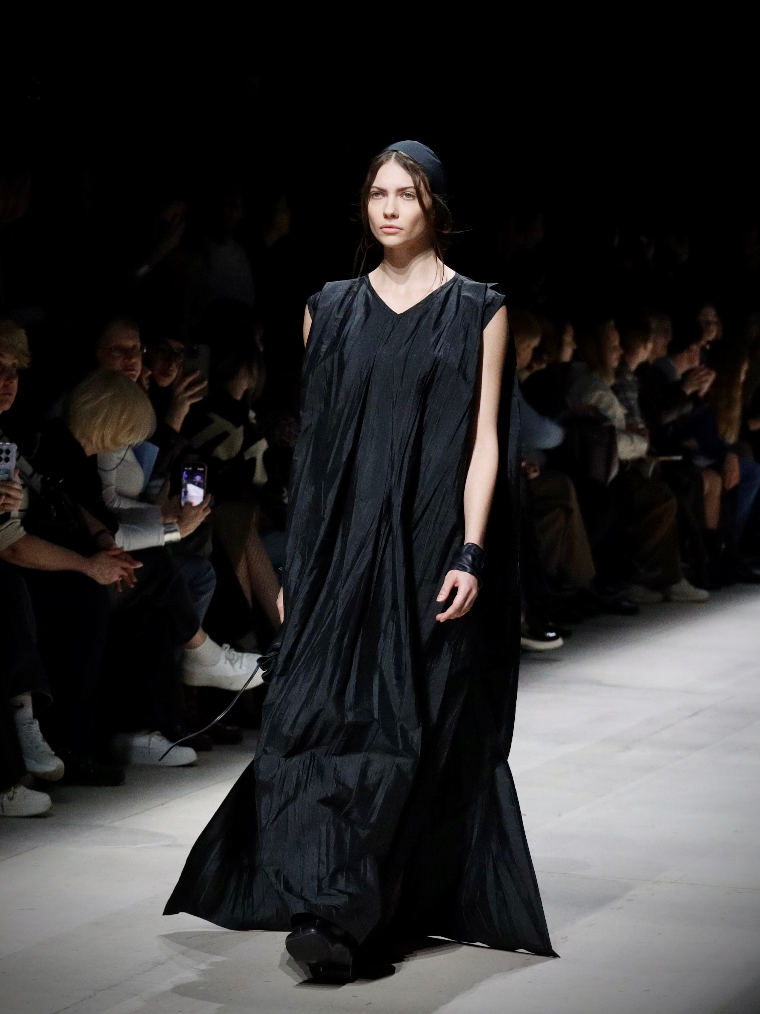 Фото с показа Darya Kipriyanova MFW 17.03.2026. Фотосессии и репортаж — Фотограф в Москве — Рина Серёгина