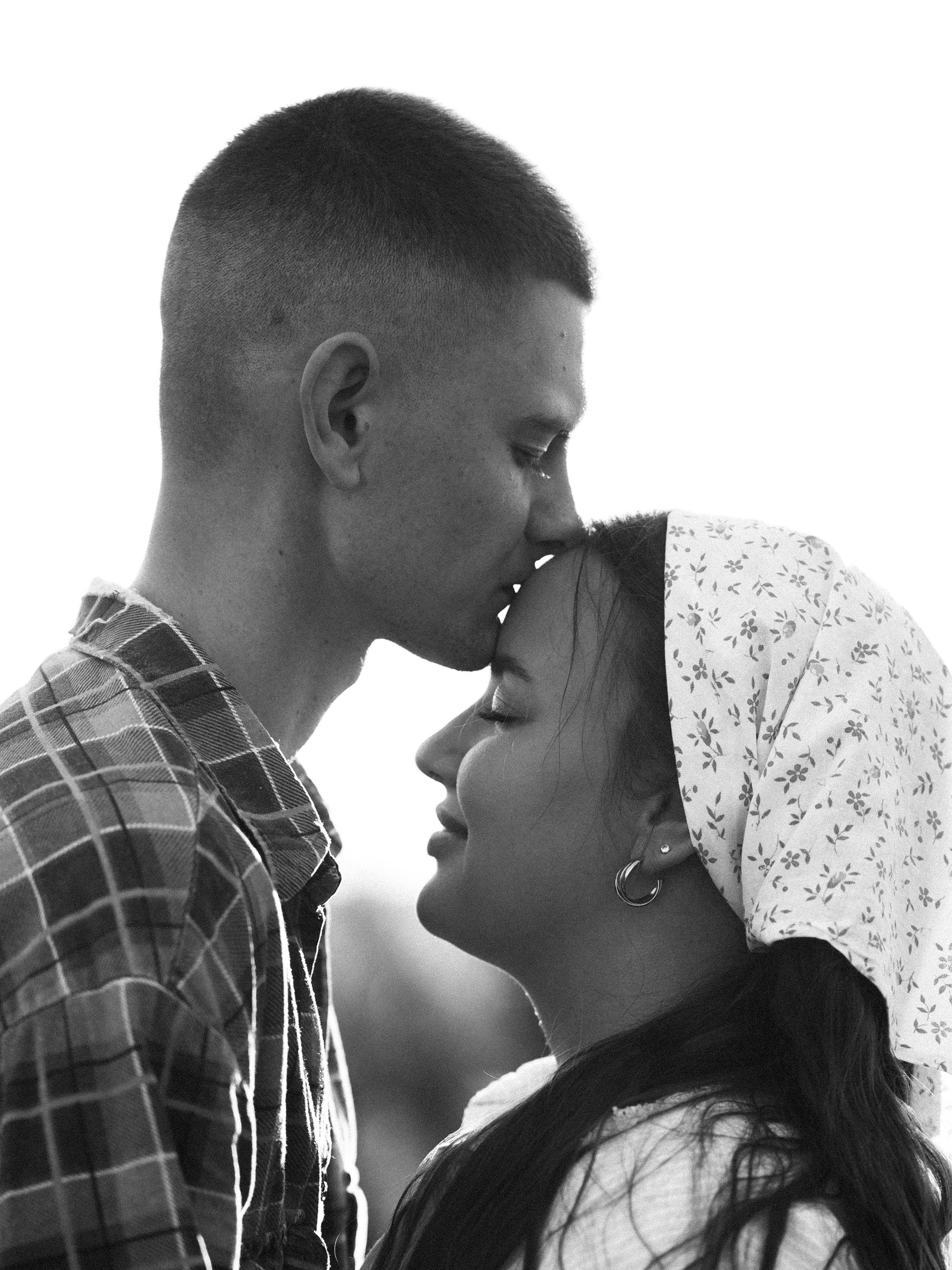 Андрей и Анастасия|LoveStory в деревне. Свадебный фотограф Челябинск Зиненко Виктория