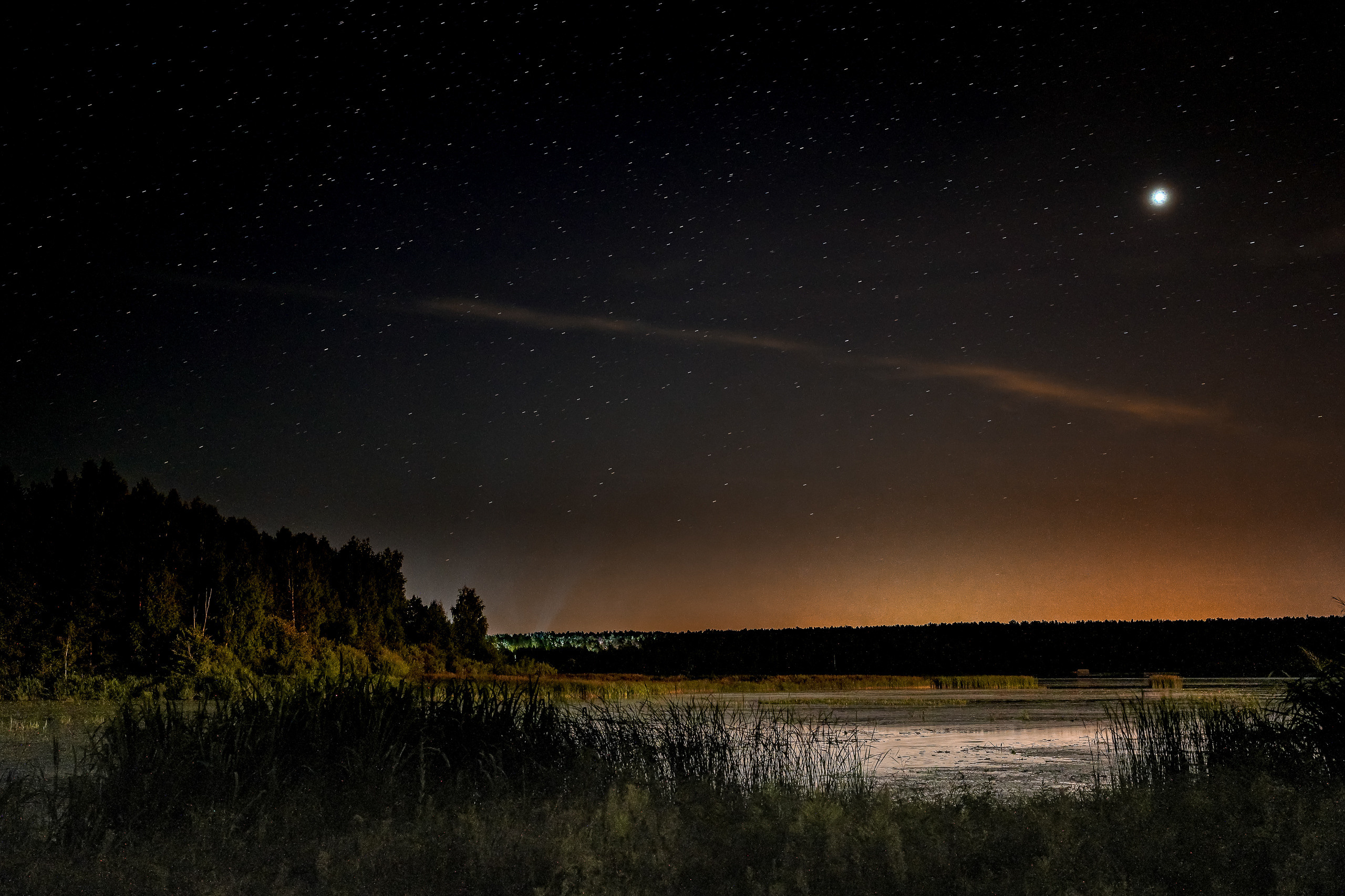 В устье реки Яхры ночью. Нижегородская область