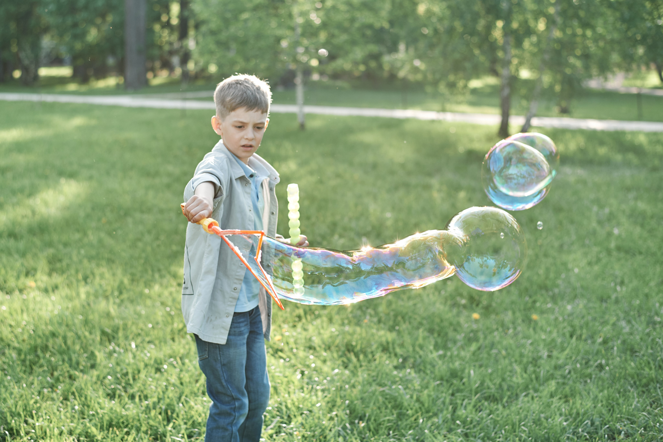 Мыльные пузыри. Семейная фотопрогулка. Семейный фотограф в Железнодорожном Масаева Елена