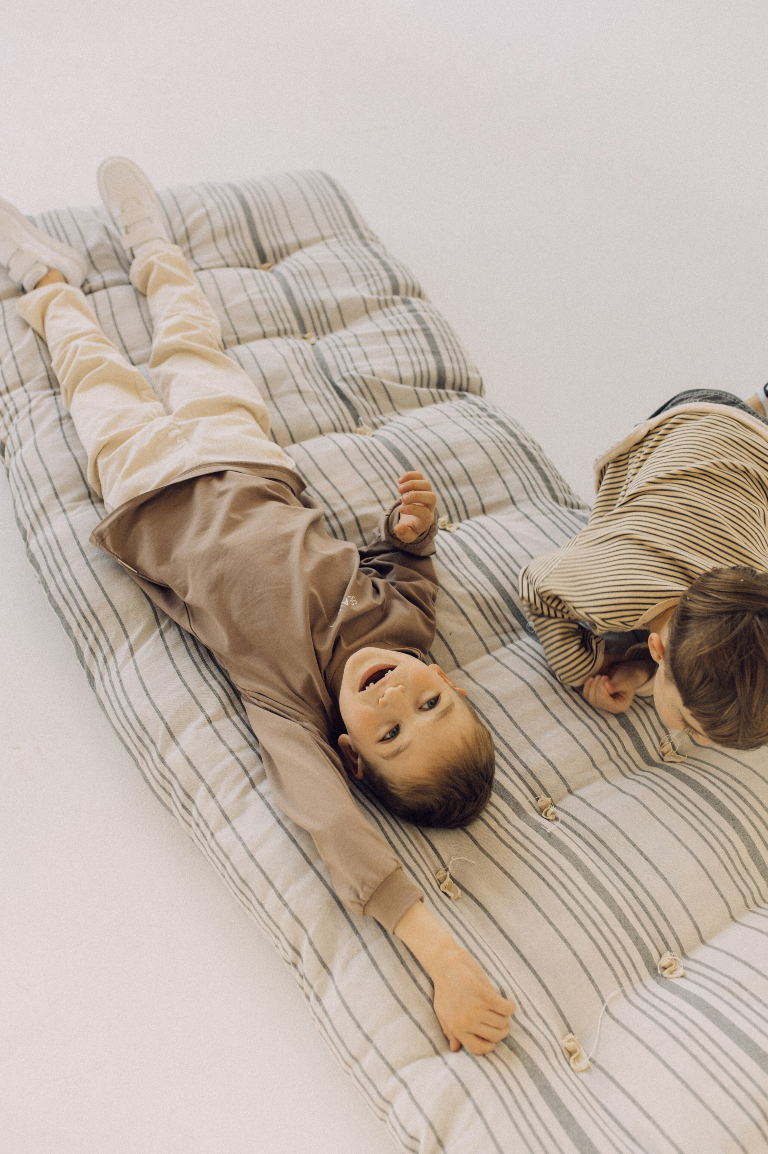 Ира, Дима, Демид и Мирон. Фотограф Мария Стрелкова