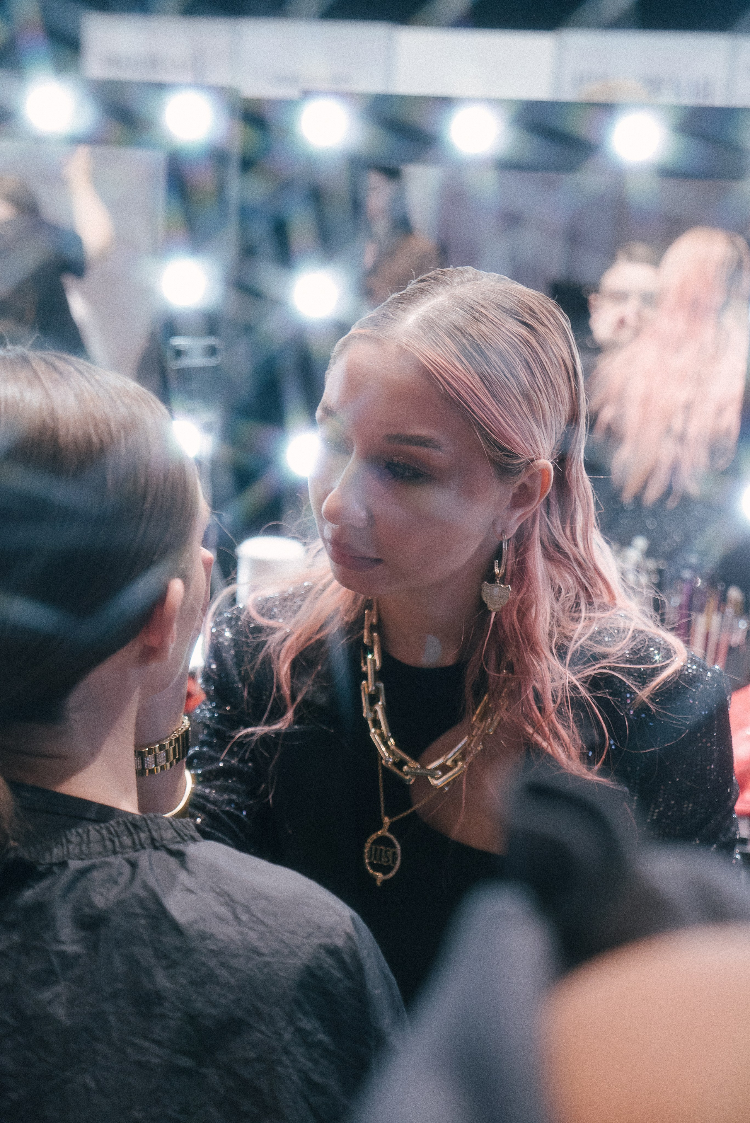 MFW backstage. Фотограф Владимир Тришин