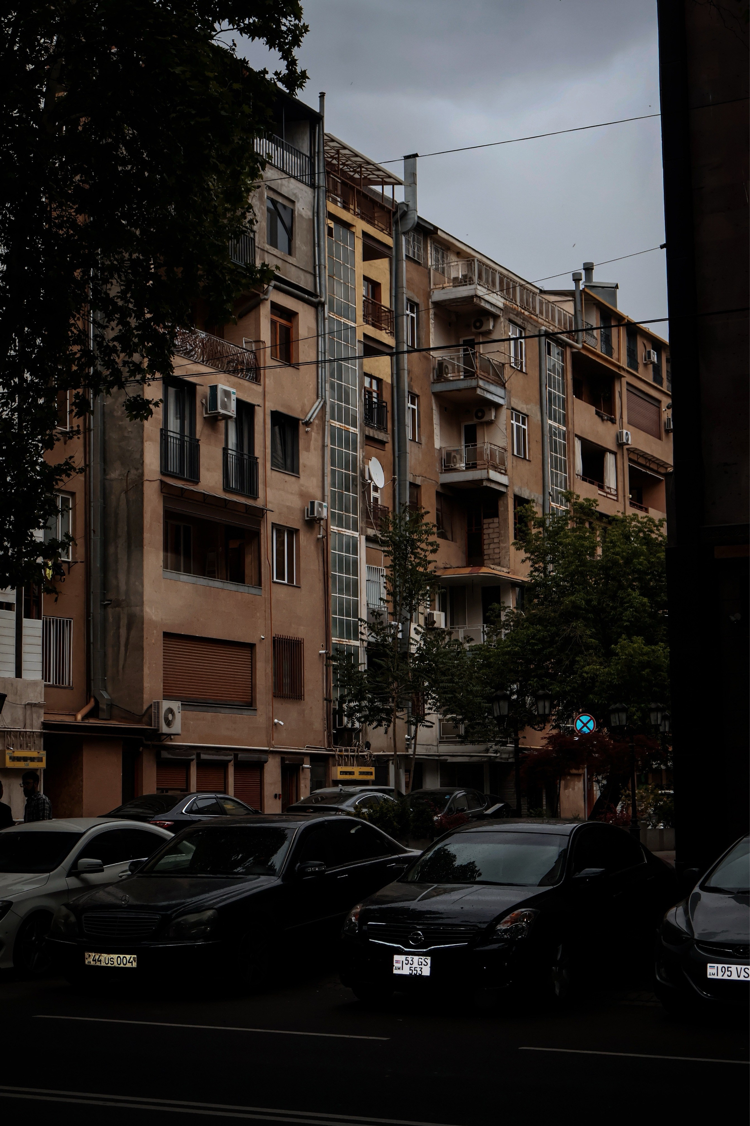 YEREVAN. Элиз — фотограф в Москве. Снимаю людей, архитектуру, город, животных и создаю визуальный контент для брендов