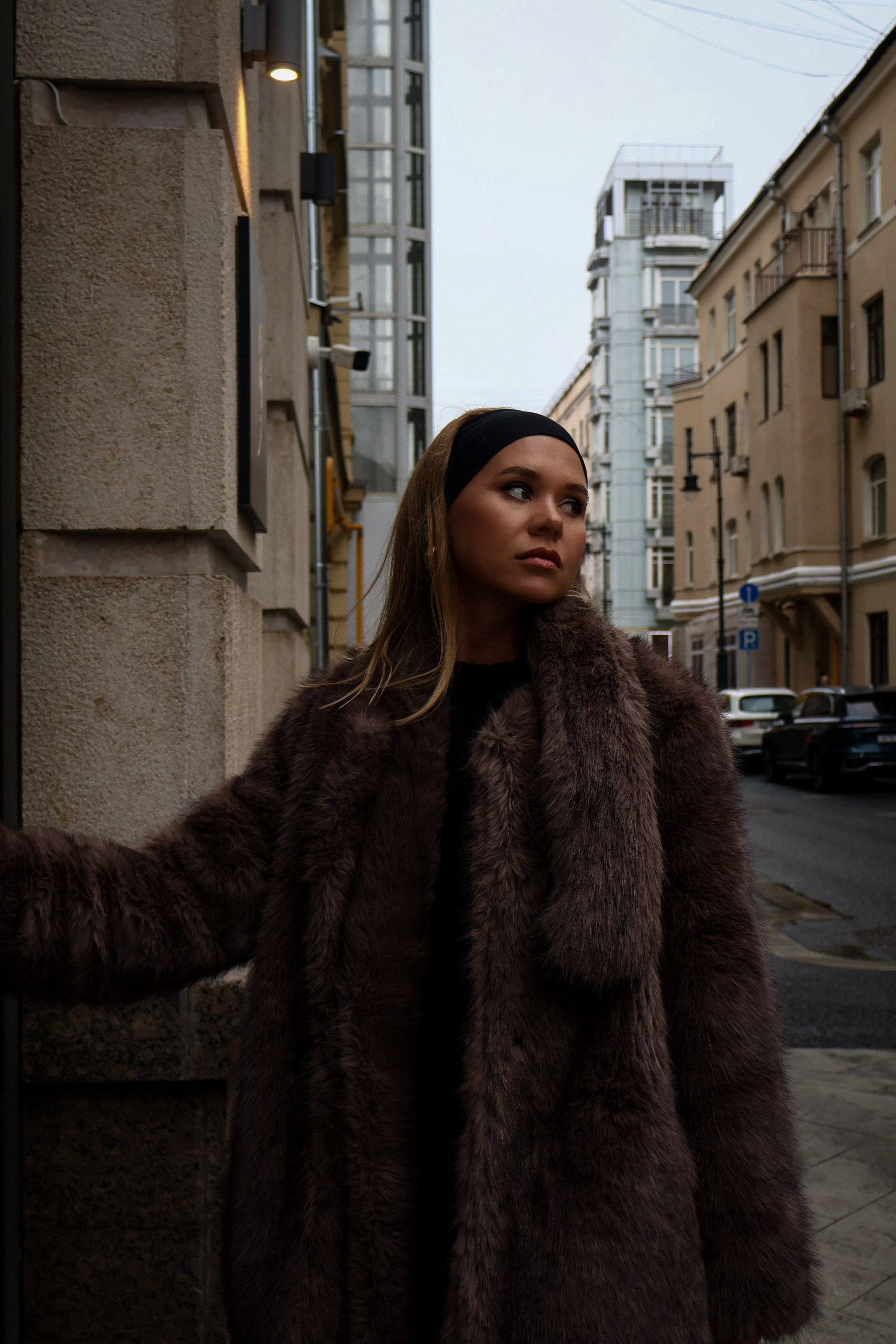 Уличная съемка — Женя, в Москве. Элиз — фотограф в Москве. Снимаю людей, архитектуру, город, животных и создаю визуальный контент для брендов