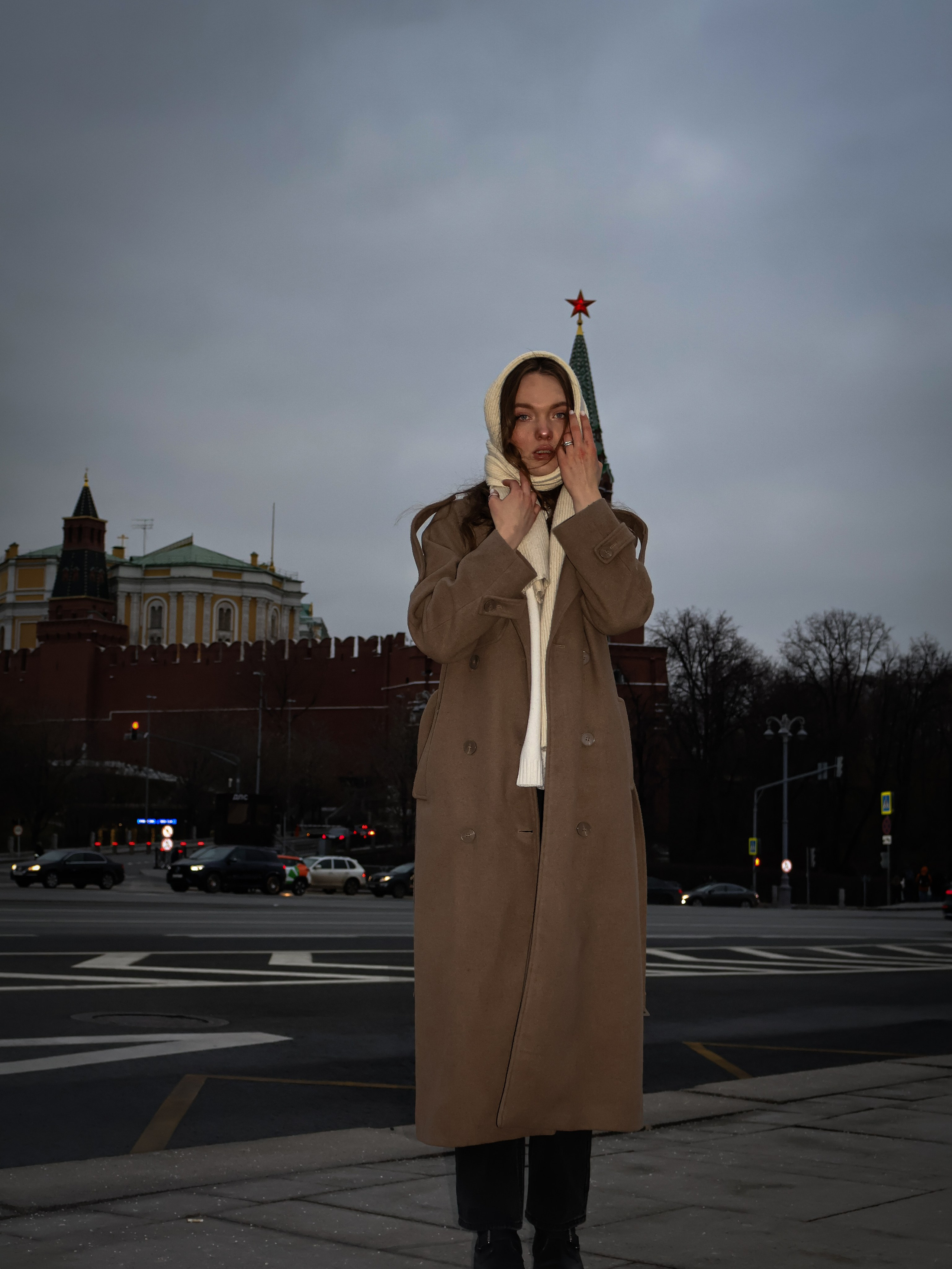 Света. Элиз — фотограф в Москве. Снимаю людей, архитектуру, город, животных и создаю визуальный контент для брендов