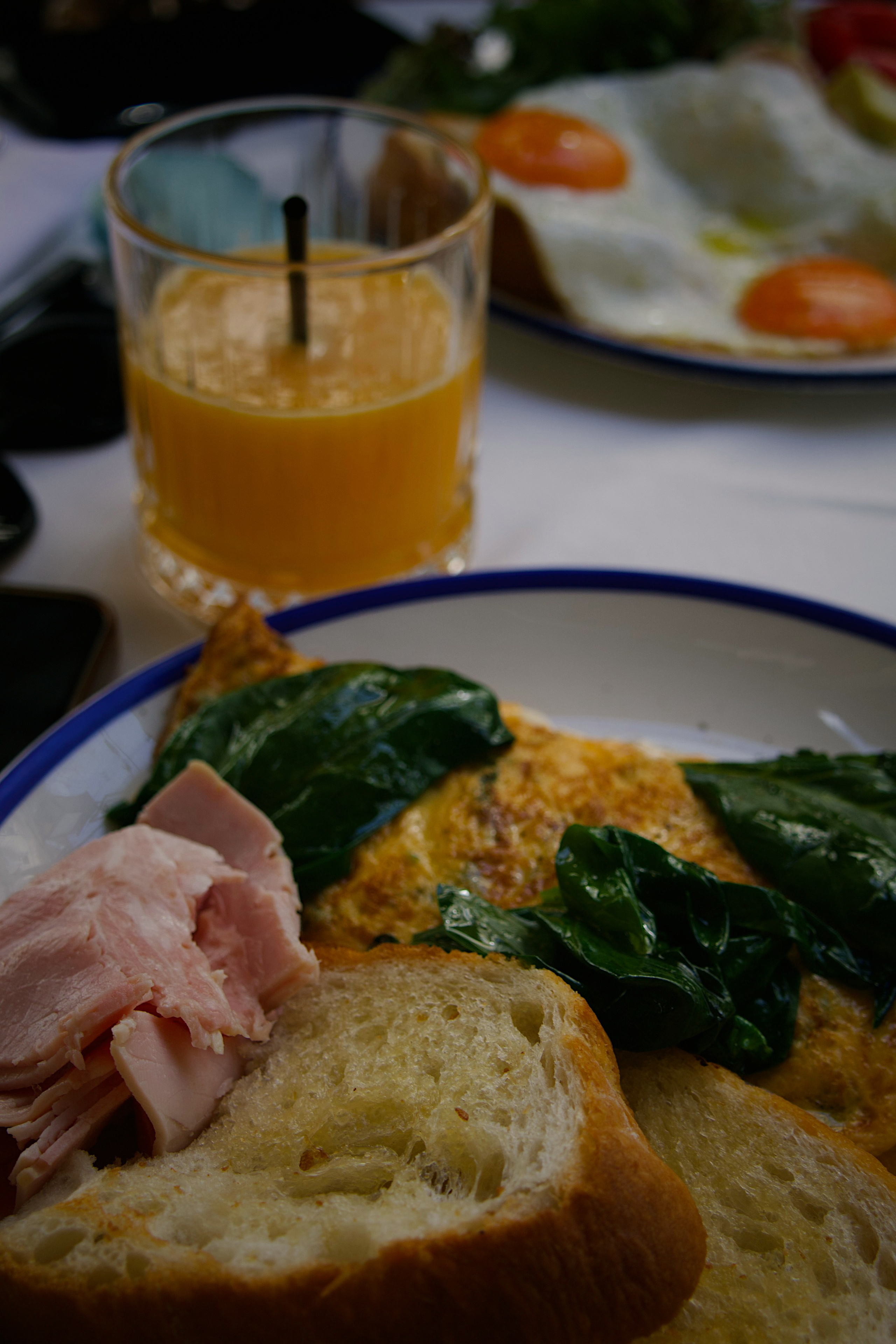 FOOD. Элиз — фотограф в Москве. Снимаю людей, архитектуру, город, животных и создаю визуальный контент для брендов
