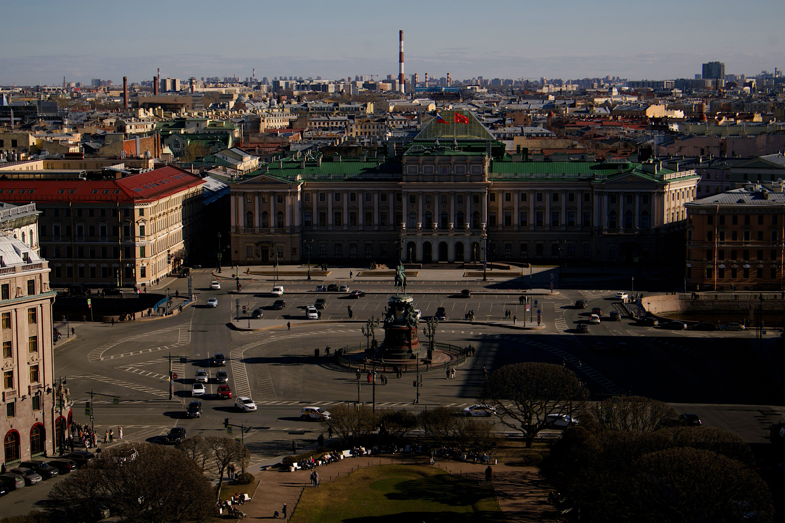 SAINT PETERSBURG. Элиз — фотограф в Москве. Снимаю людей, архитектуру, город, животных и создаю визуальный контент для брендов