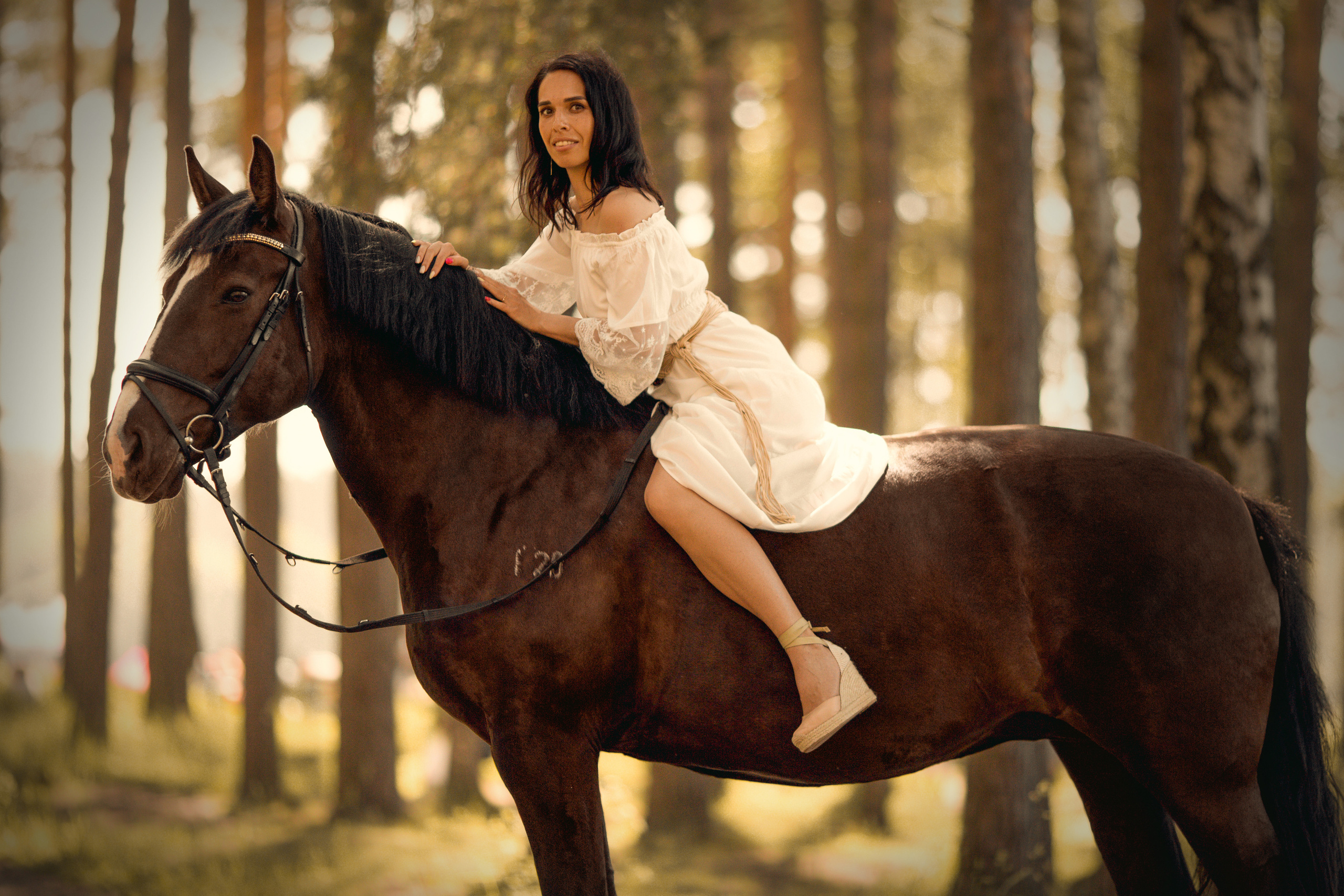 Парная фотосессия с лошадью