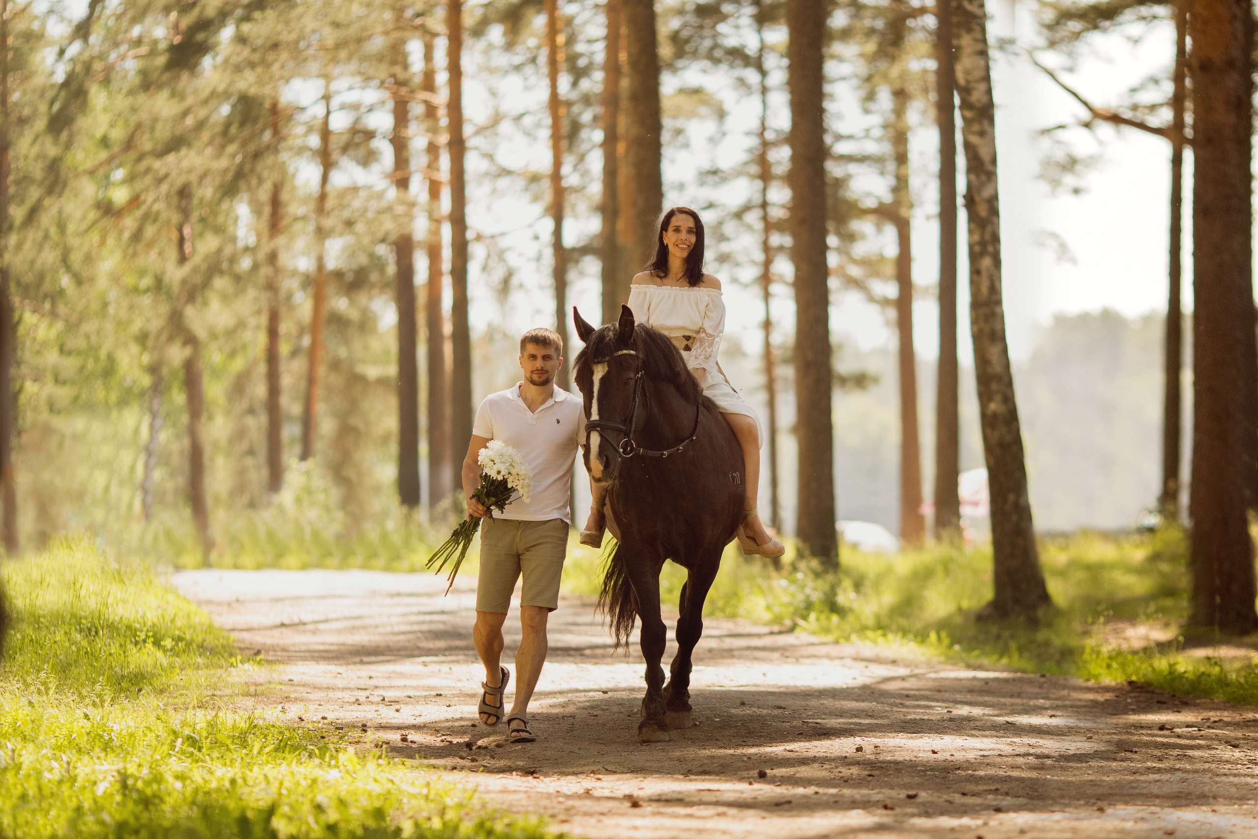 Парная фотосессия с лошадью