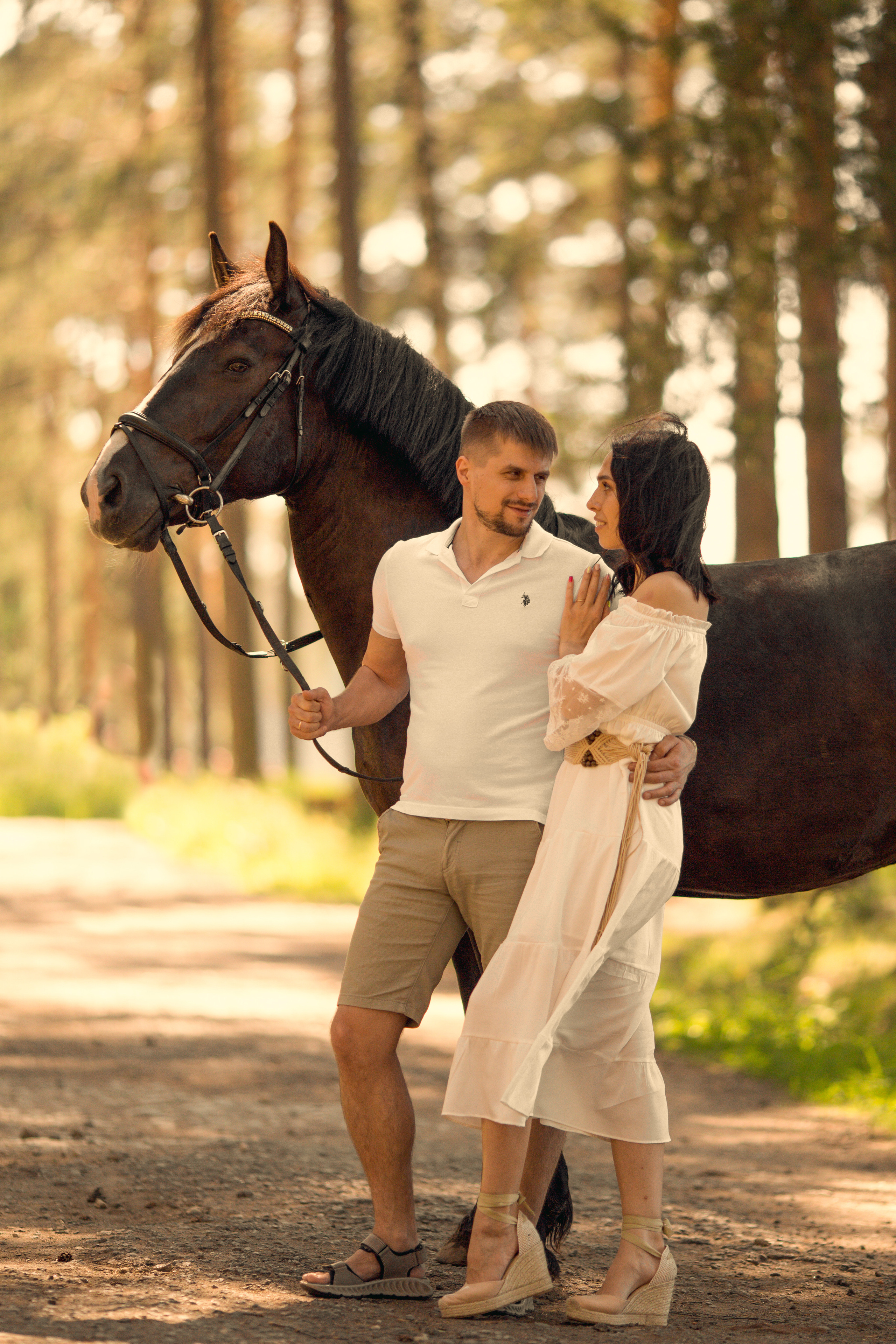 Парная фотосессия с лошадью