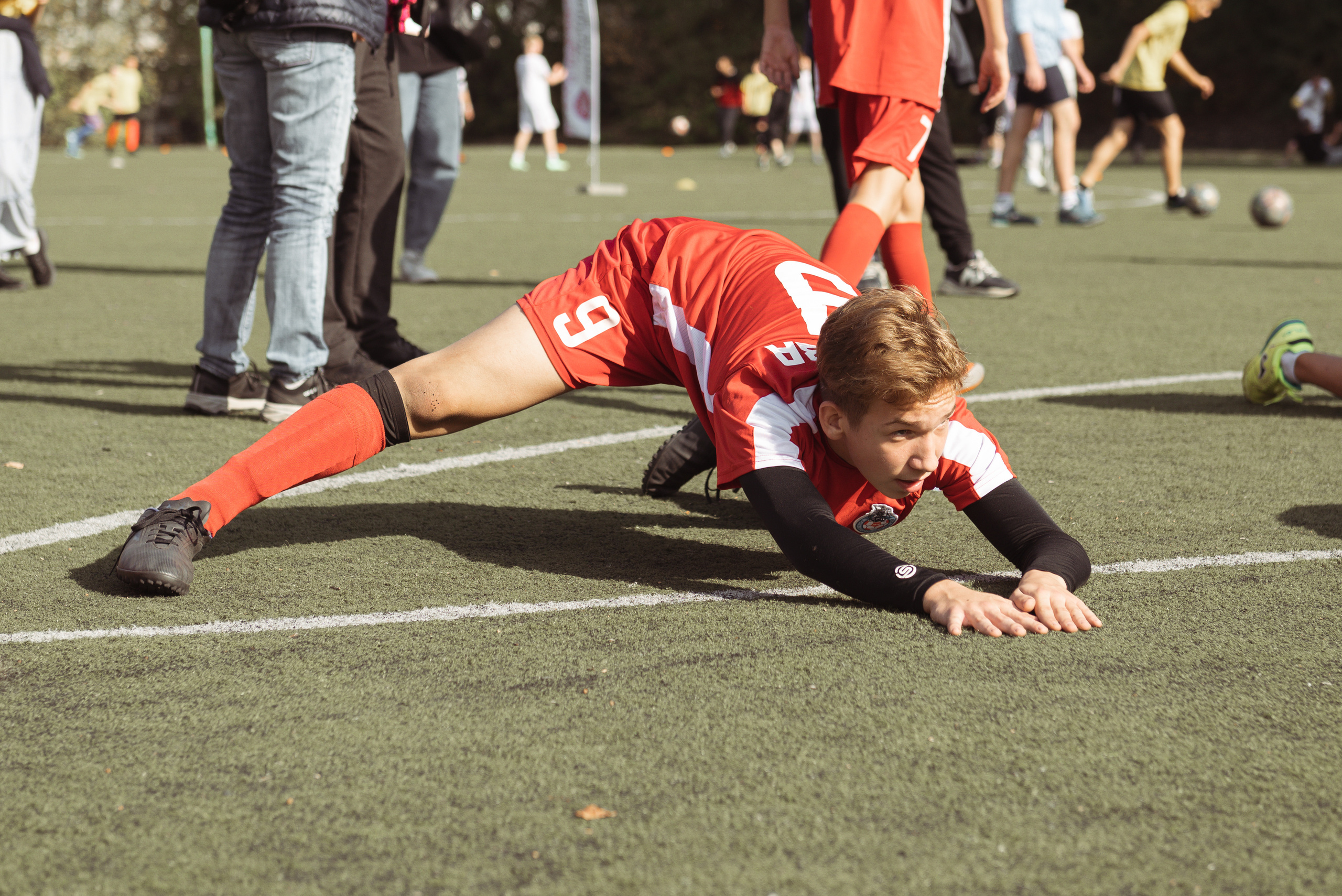 Чемпионат по футболу «Открытие» (Каховские ромашки). Фотограф Москва Настя Профотовна. Репортажные, свадебные и контент фотосессии
