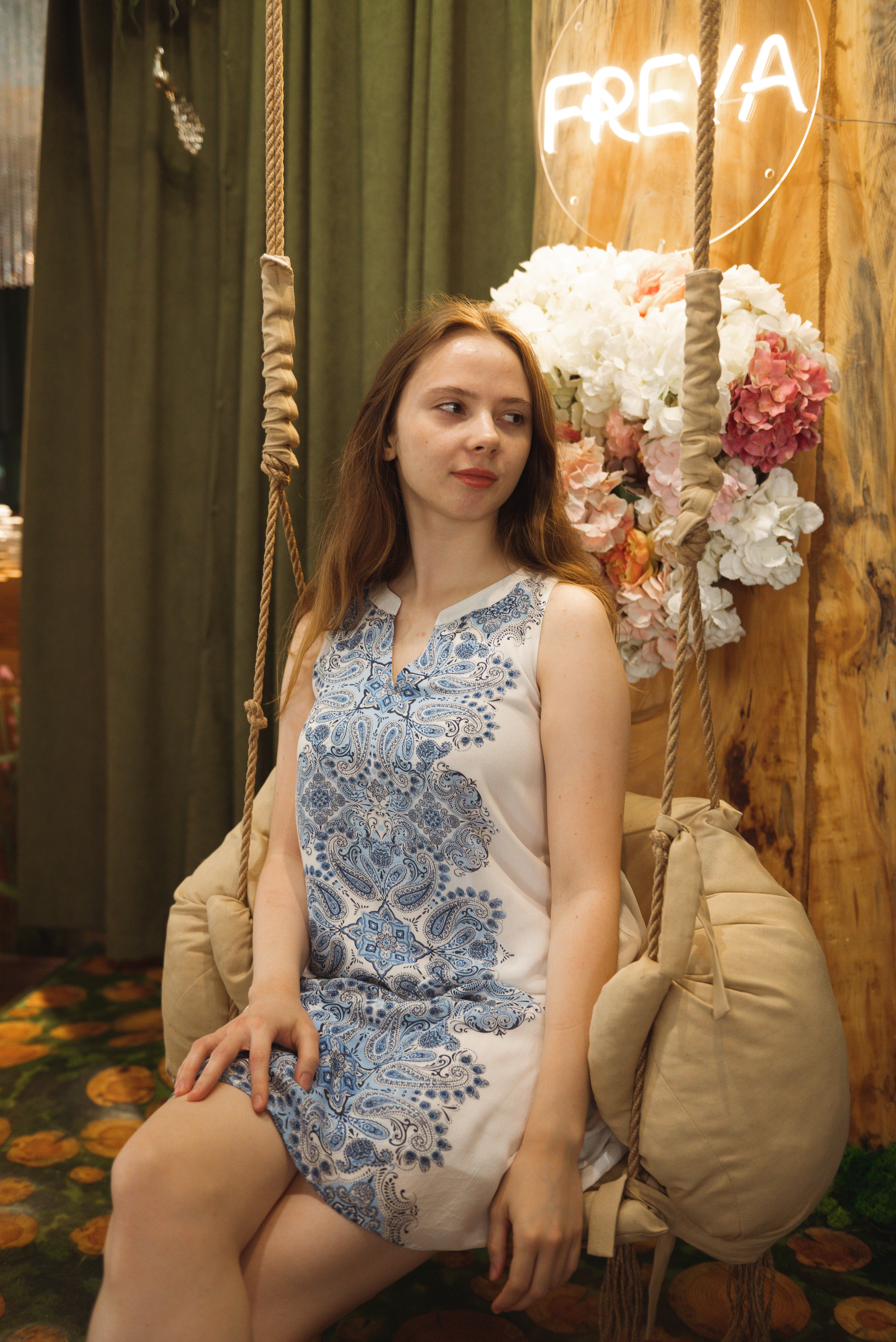 Встреча Ани, которая вдохновляет на продажи. Контент-фотограф Москва репортажный фотограф Настя Профото