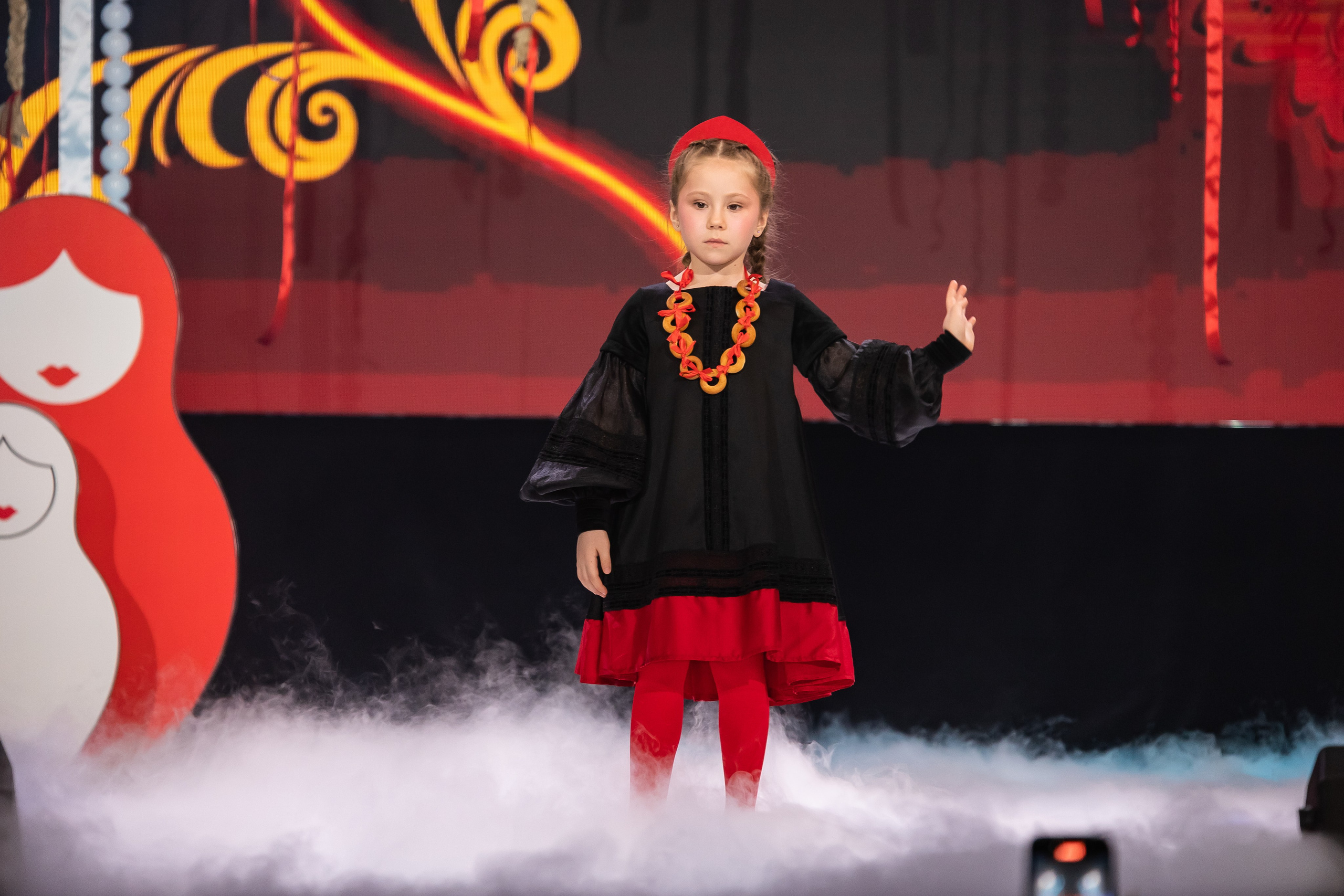 Показ Happy Kids. Выпускные альбомы во Владивостоке