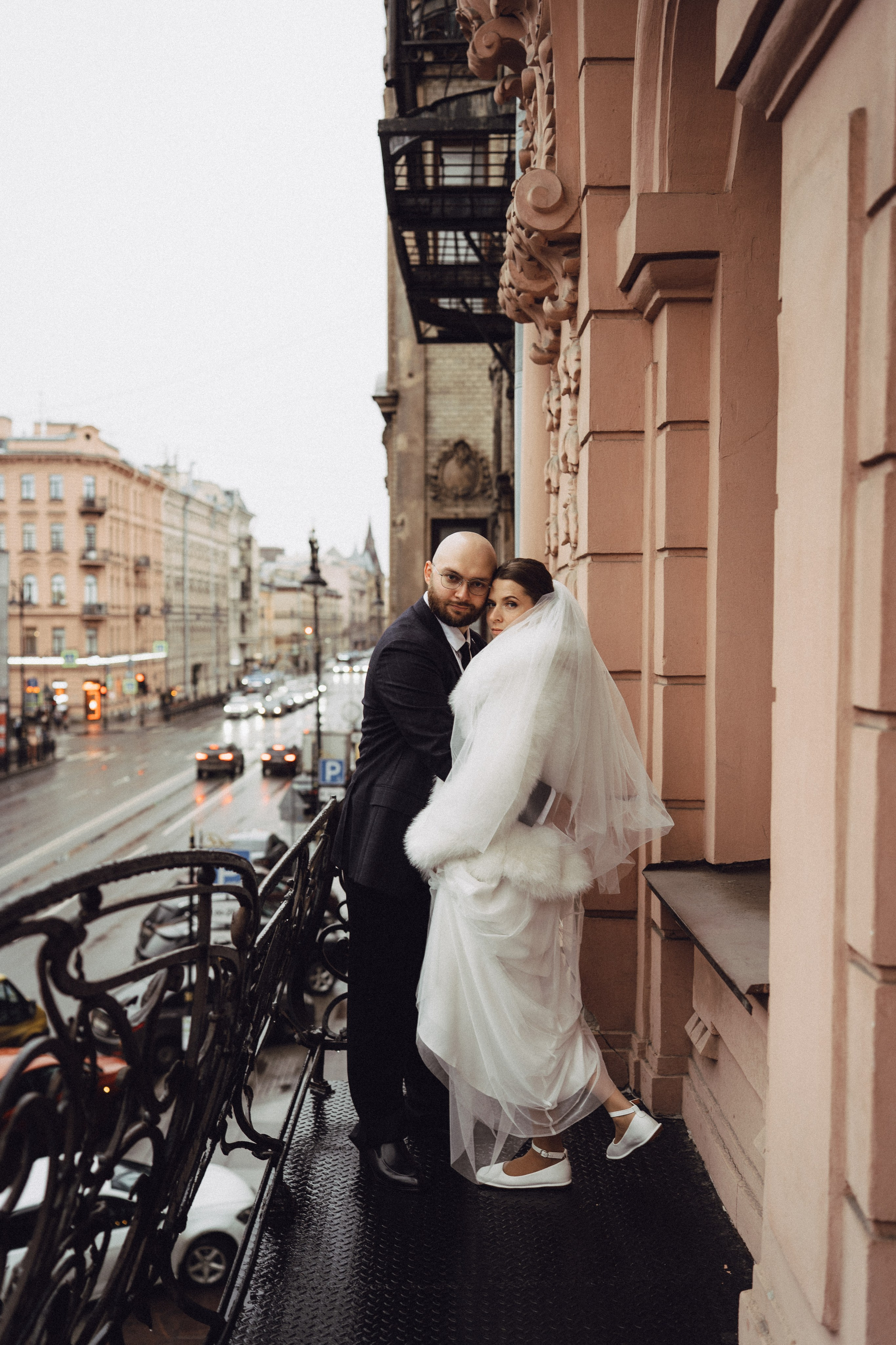 СВАДЕБНАЯ СЬЕМКА ВО ВТОРОМ ДВОРЦЕ (ДЕКАБРЬ) ТАКЖЕ СЬЕМКА В СТУДИИ НА ЧЕРНЫШЕВСКОЙ. Профессиональный фотограф, Санкт-Петербург — Виктория Богомолова