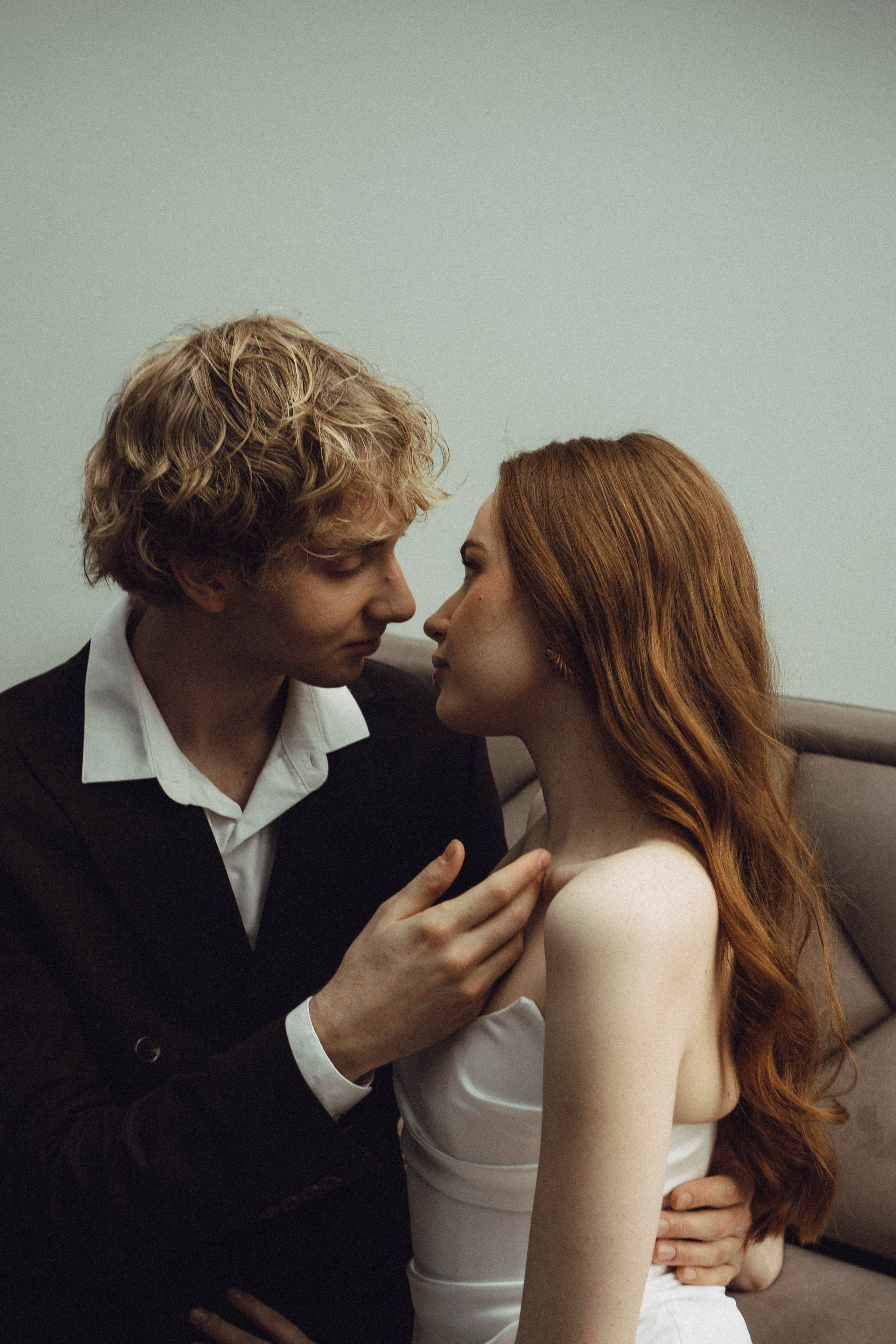 СВАДЕБНАЯ СЬЕМКА В ОТЕЛЕ. СБОРЫ ЖЕНИХА И НЕВЕСТЫ И ТАКЖЕ ТОР И ПОДГОТОВКА К ПРОГУЛКЕ. Профессиональный фотограф, Санкт-Петербург — Виктория Богомолова