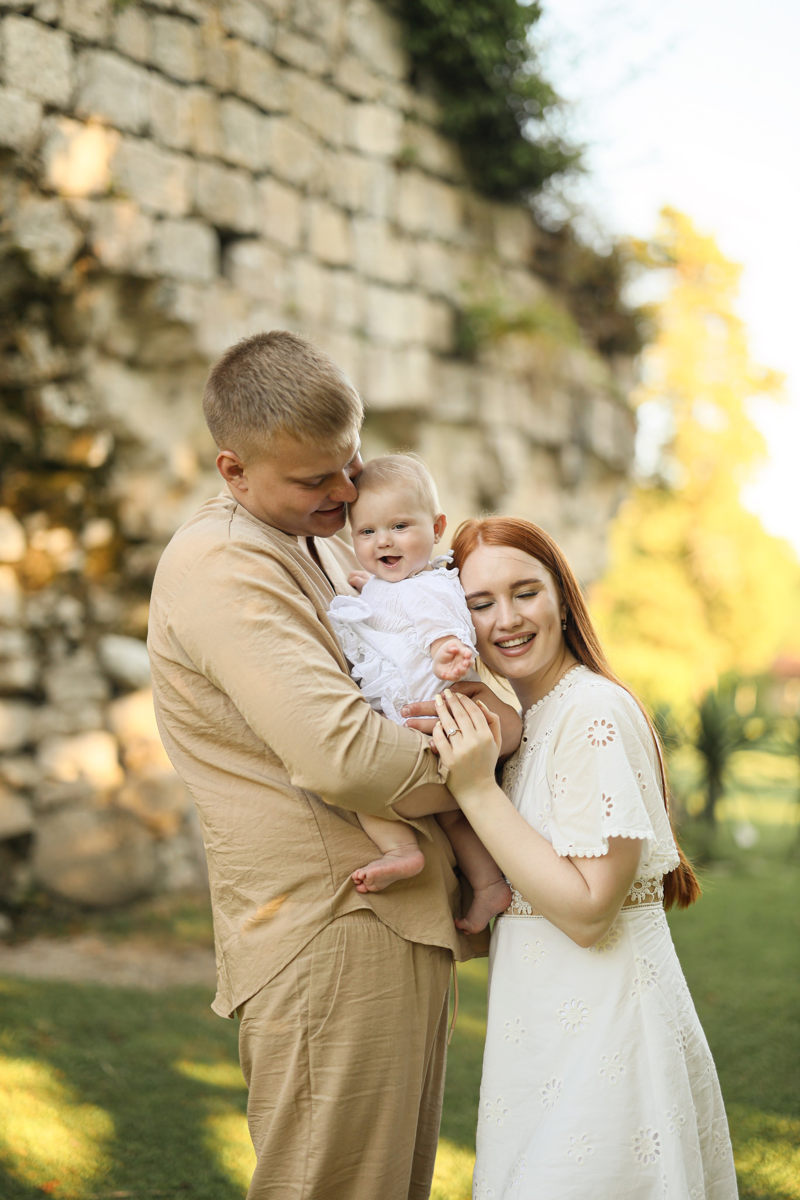 Семейная фотосессия на пляже в Абхазии. Свадебный и семейный фотограф в Абхазии Жанна Соснина