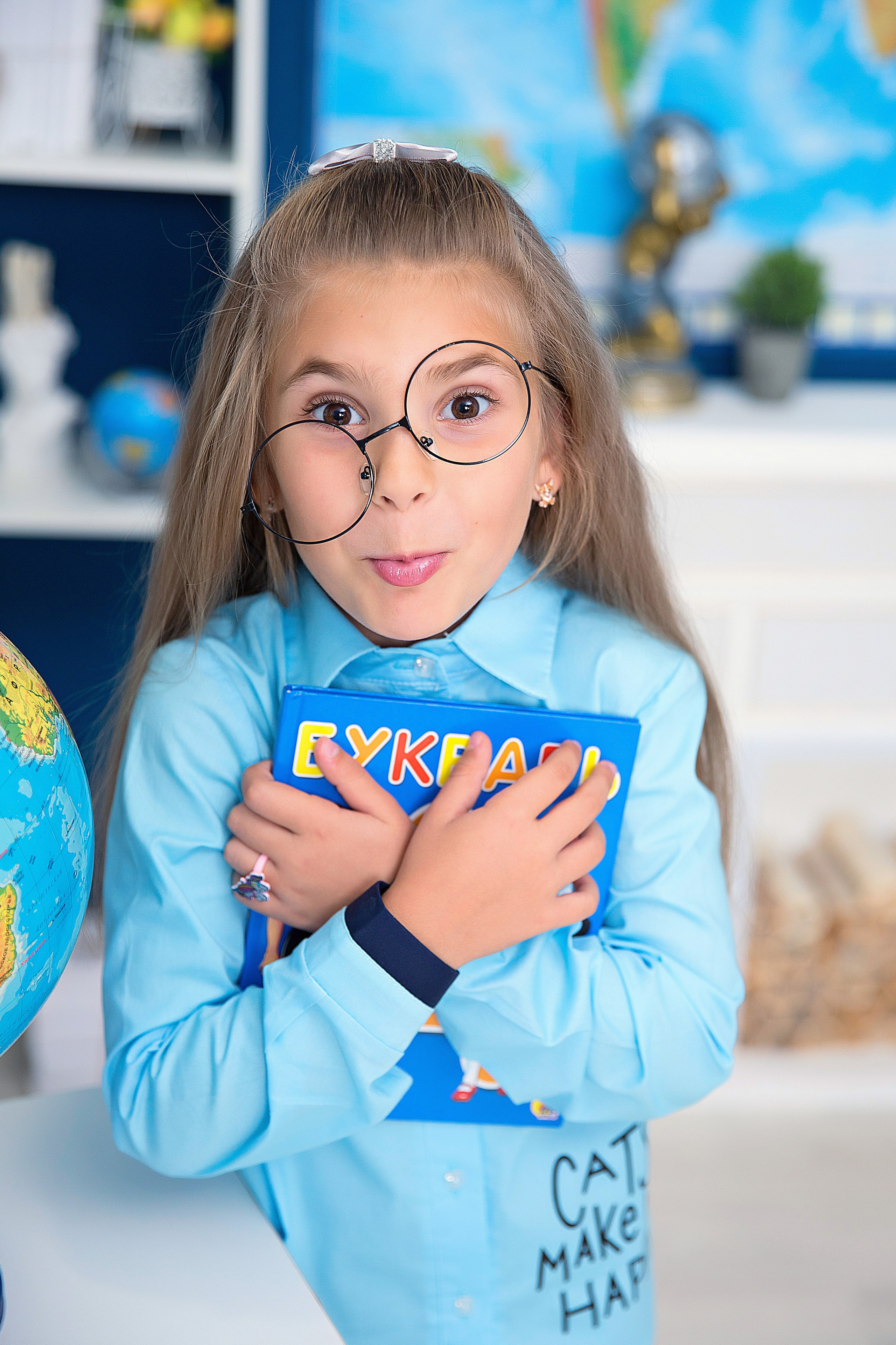 Индивидуальные фотосессии школьников. Детский школьный фотограф в Кемерово Зиновьева Екатерина