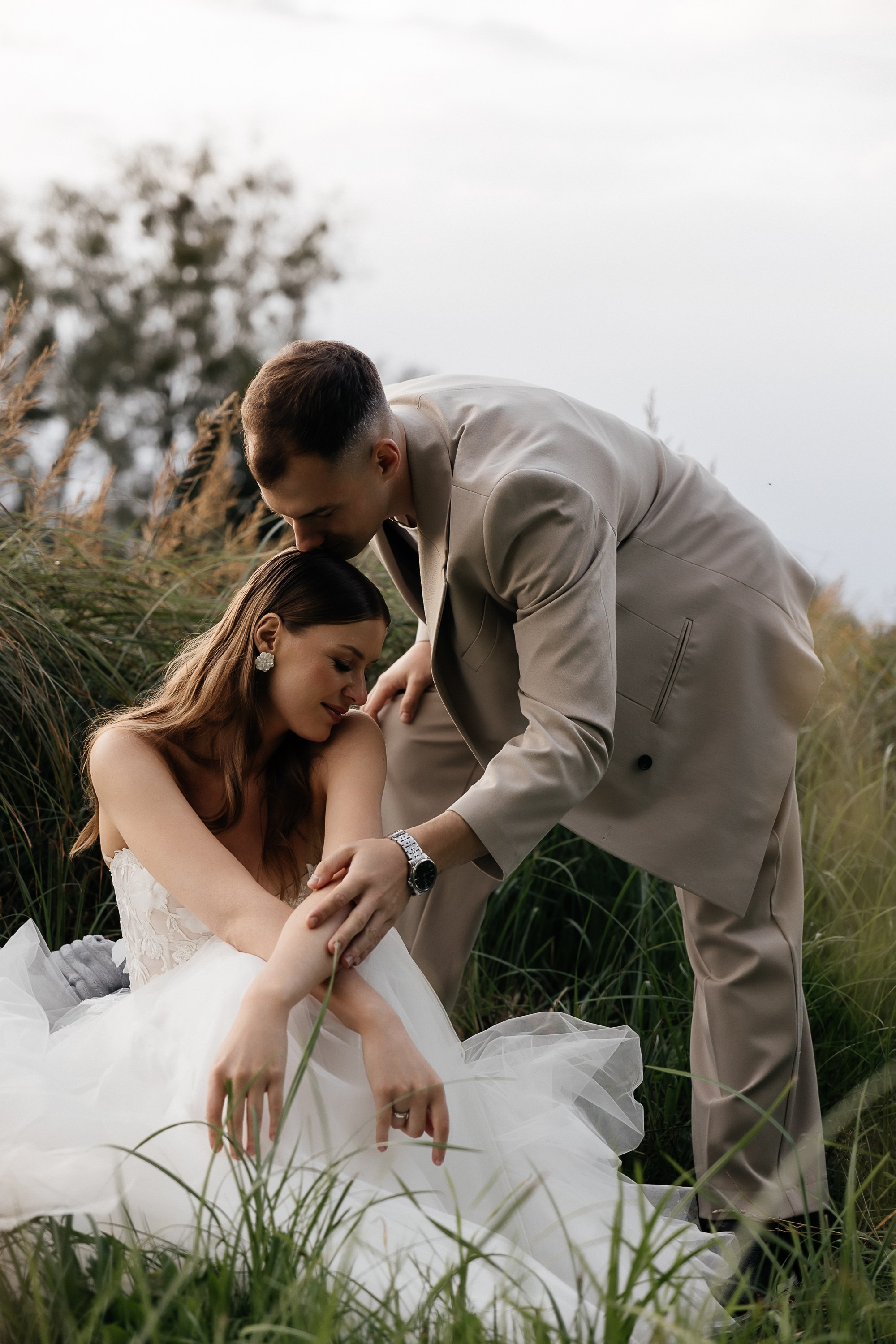 Свадьбная фотосессия в деревенской атмосфере. Свадебный и семейный фотограф Виолетта Сидельникова. Краснодар, Россия, Беларусь, Европа