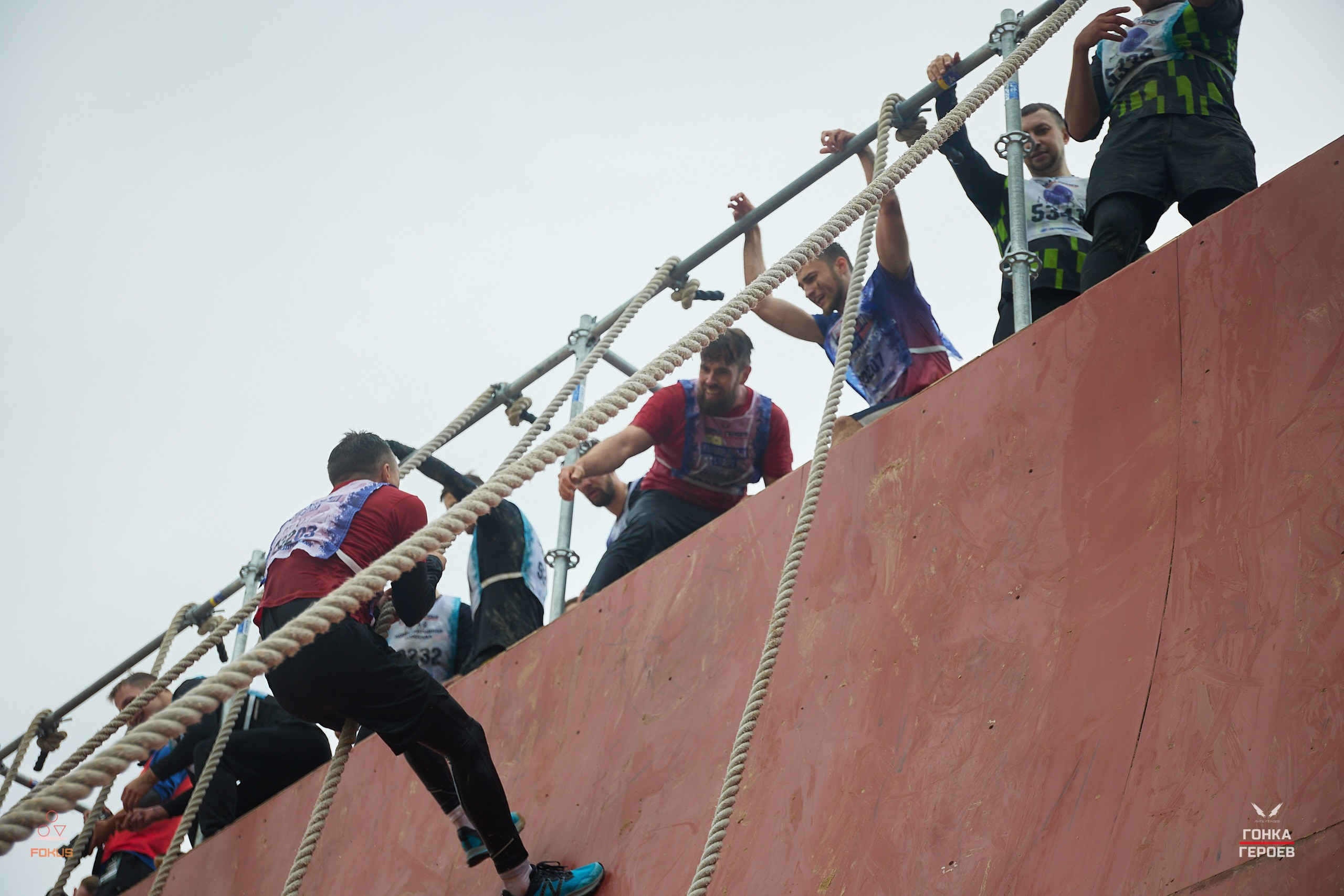 Репортаж с гонки героев 2025 год Мулино. Спортивный фотограф Некрасов Денис