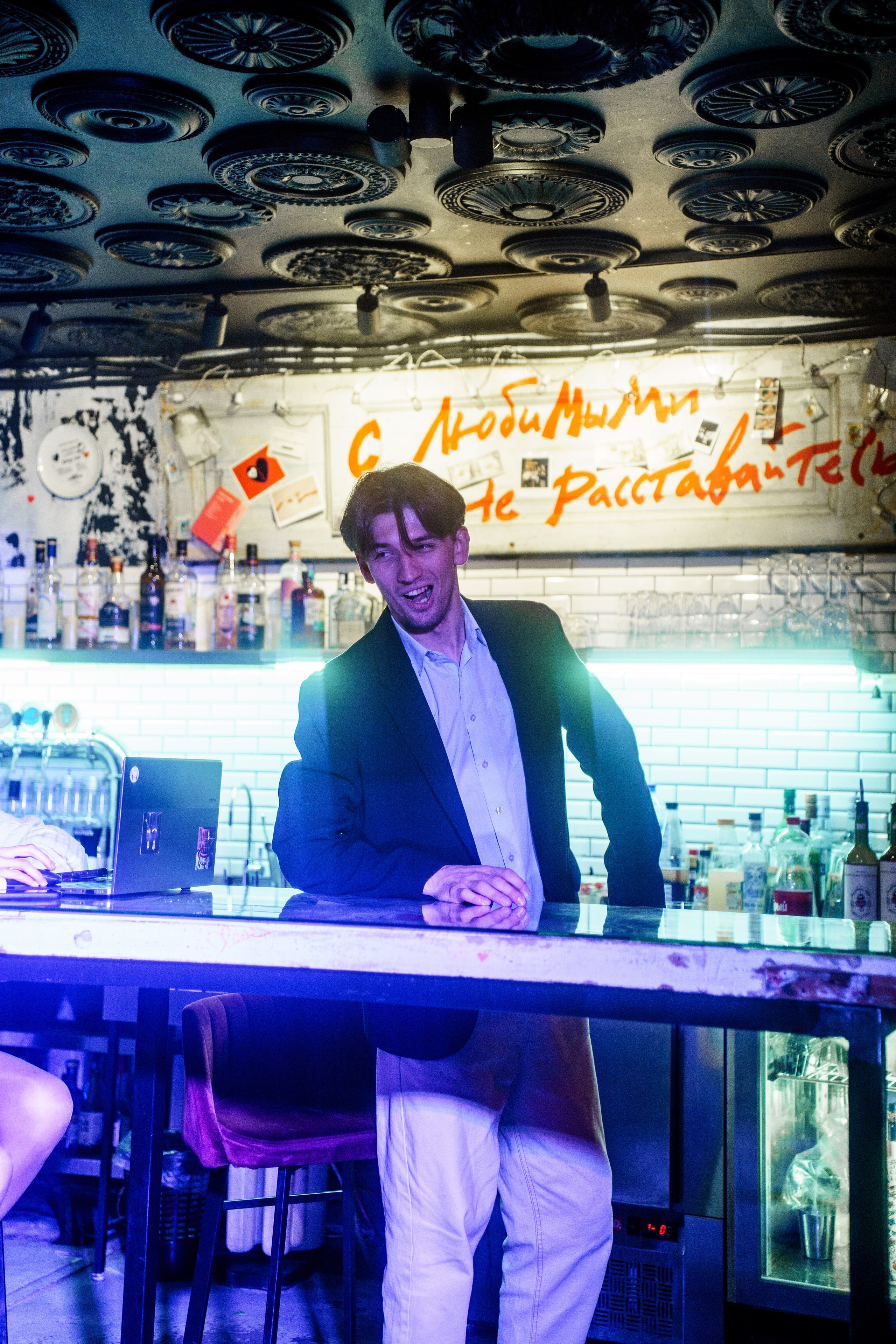 Проект «Поэзия за Углом». Театральная постановка. Бар разбитых сердец. Концертный и репортажный фотограф в Санкт-Петербурге Слава Пахомов