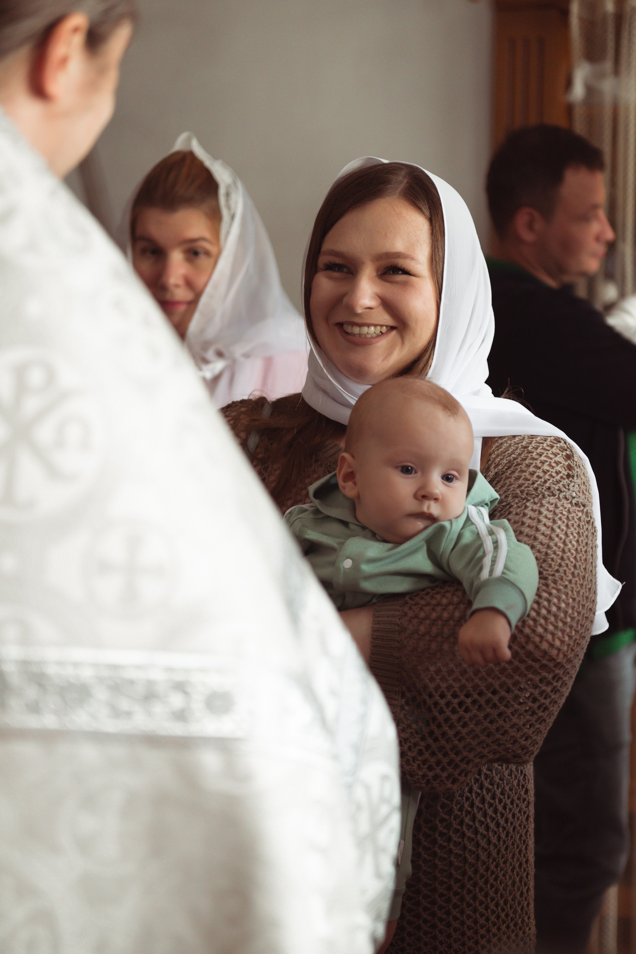 Крещение Максима. Фотограф Москва Настя Профотовна. Репортажные, свадебные и контент фотосессии