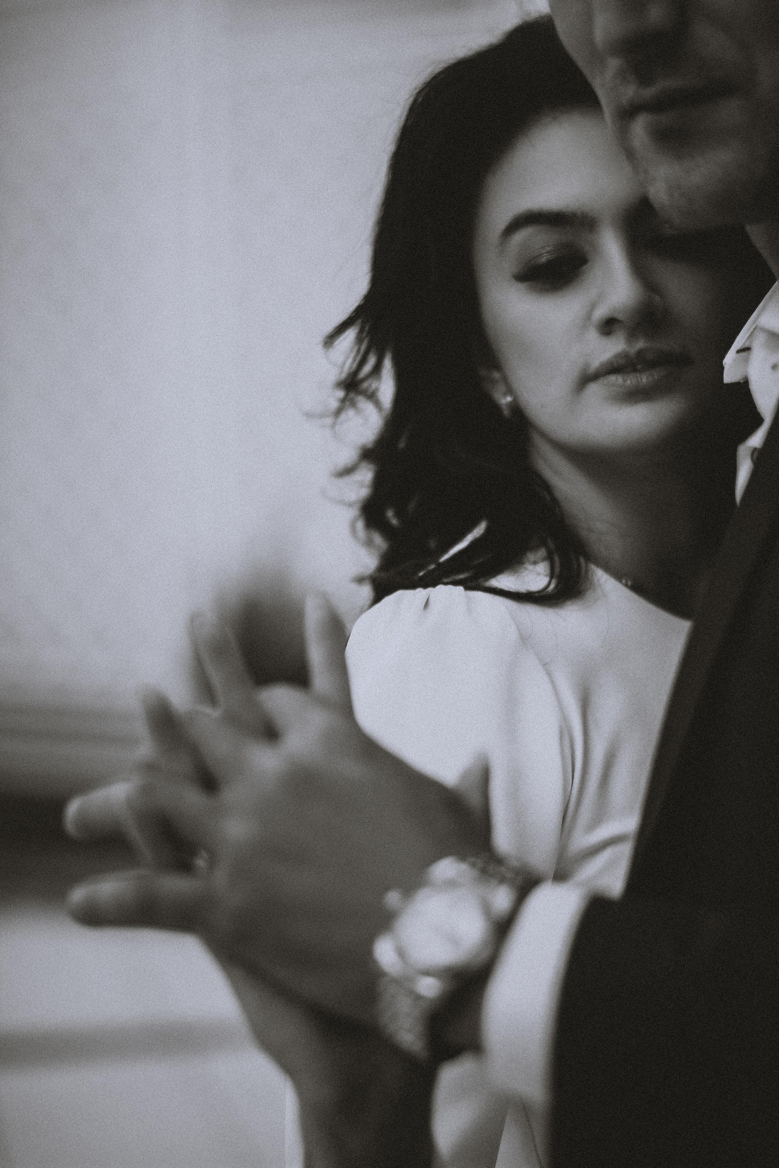 Закир и Эльвина (уличная съемка после ЗАГСа). Фотограф в Крыму | Виктория Нотевская